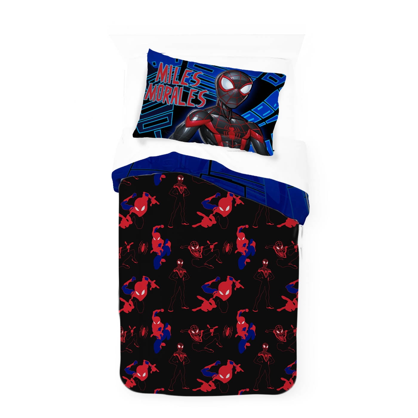 Luxurious Quilted Spiderman Techno City Kids 2 Piece Blue Reversible Comforter and Pillowcase Set, Twin/Full - Hypoallergenic Ultra-Fluffy Quilt for Winter Detail