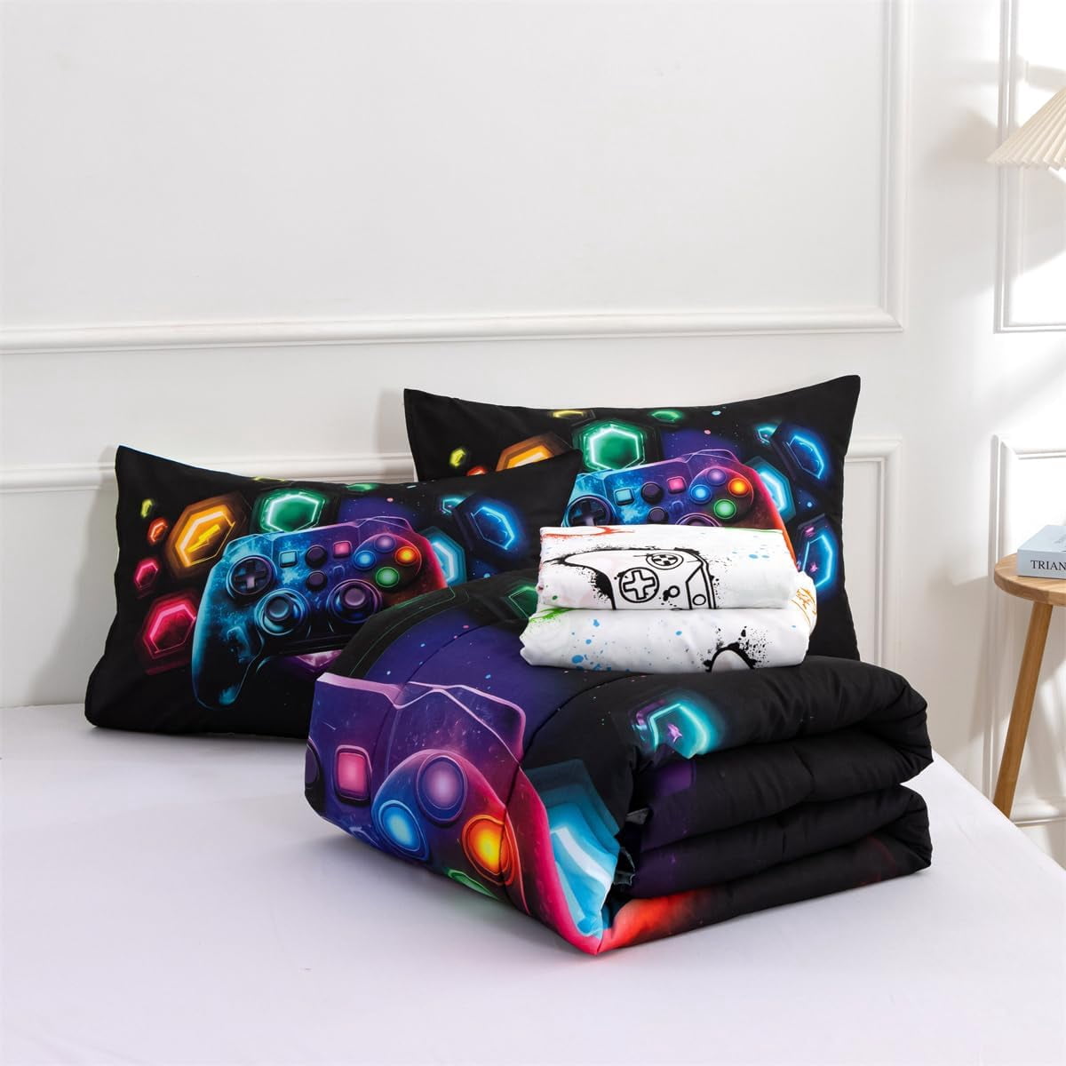 Heavyweight Warmth Game Console Comforter Set for Boys Girls Kids Space Universe Gaming Geometric Lightweight Microfiber Gamer Bedding S... - Luxurious Quilted Duvet Cover Set Detail