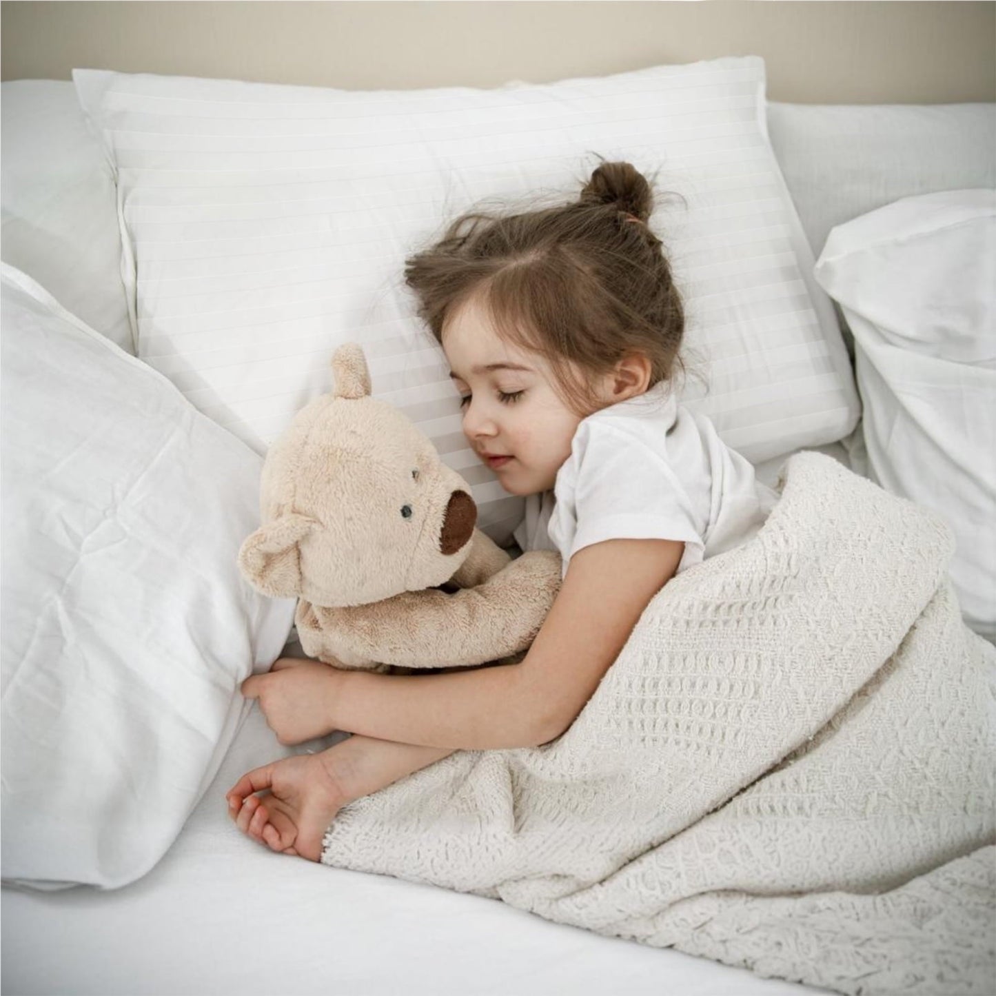 Hotel Collection 100% Cotton Kids Size Bed Pillows Set of 2 - Premium Down Alternative Cooling Pillows for Side, Back, and Stomach Sle... - Ergonomic Memory Foam Pillow for Neck Pain Support Detail