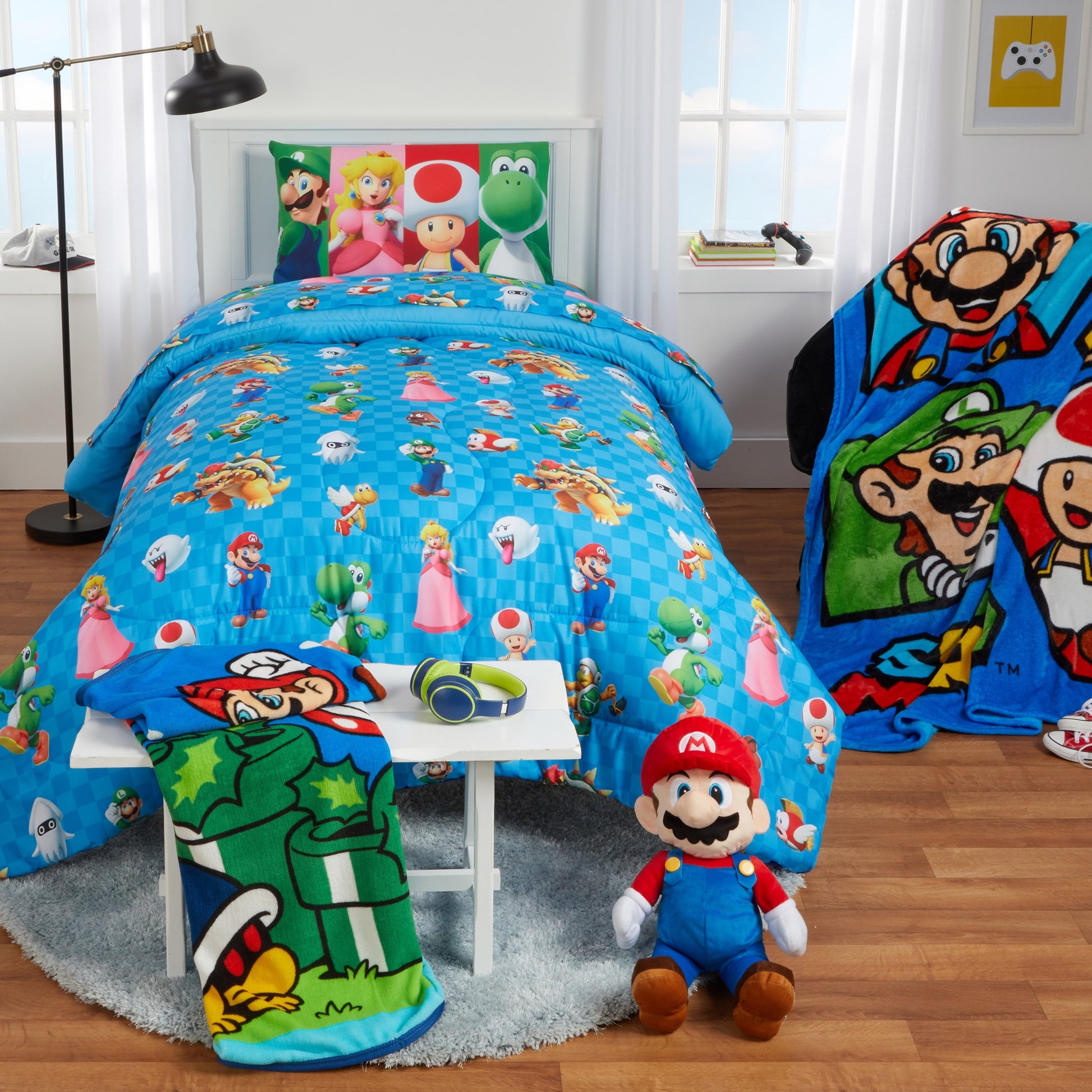 Hypoallergenic Cloud Kids Comforter and Pillowcase, 2-Piece Set, Twin/Full, Reversible - Hypoallergenic Ultra-Fluffy Quilt for Winter Detail