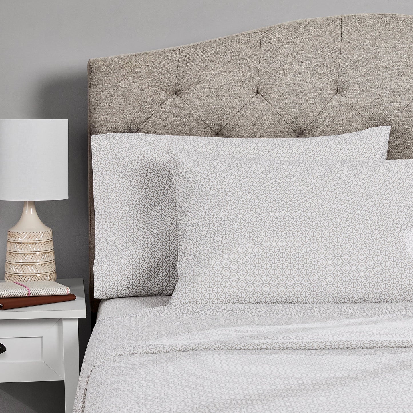 Breathable Luxury 3-Piece 300 Thread Count Grey Flake Cotton Blend Bed Sheet Set, Twin XL - Luxury Bed Sheet Set with Deep Pockets Detail