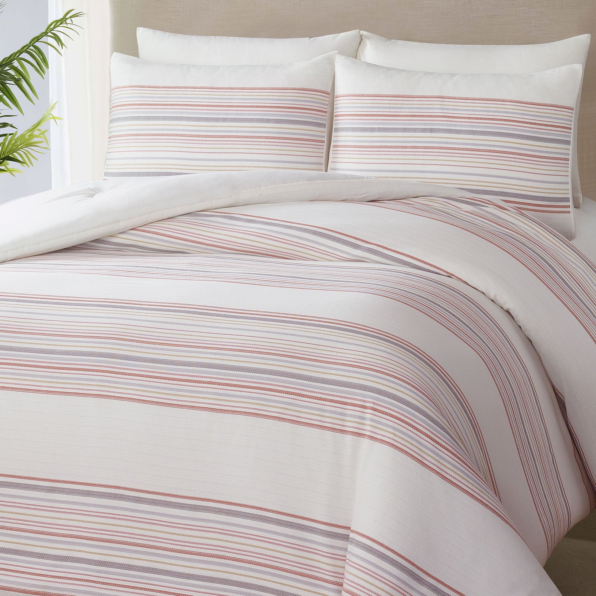 Heavyweight Warmth 3-Piece Red Yarn Dye Stripe Comforter Set, Full/Queen - Cloud-Like Soft Lightweight Bed Comforter Detail