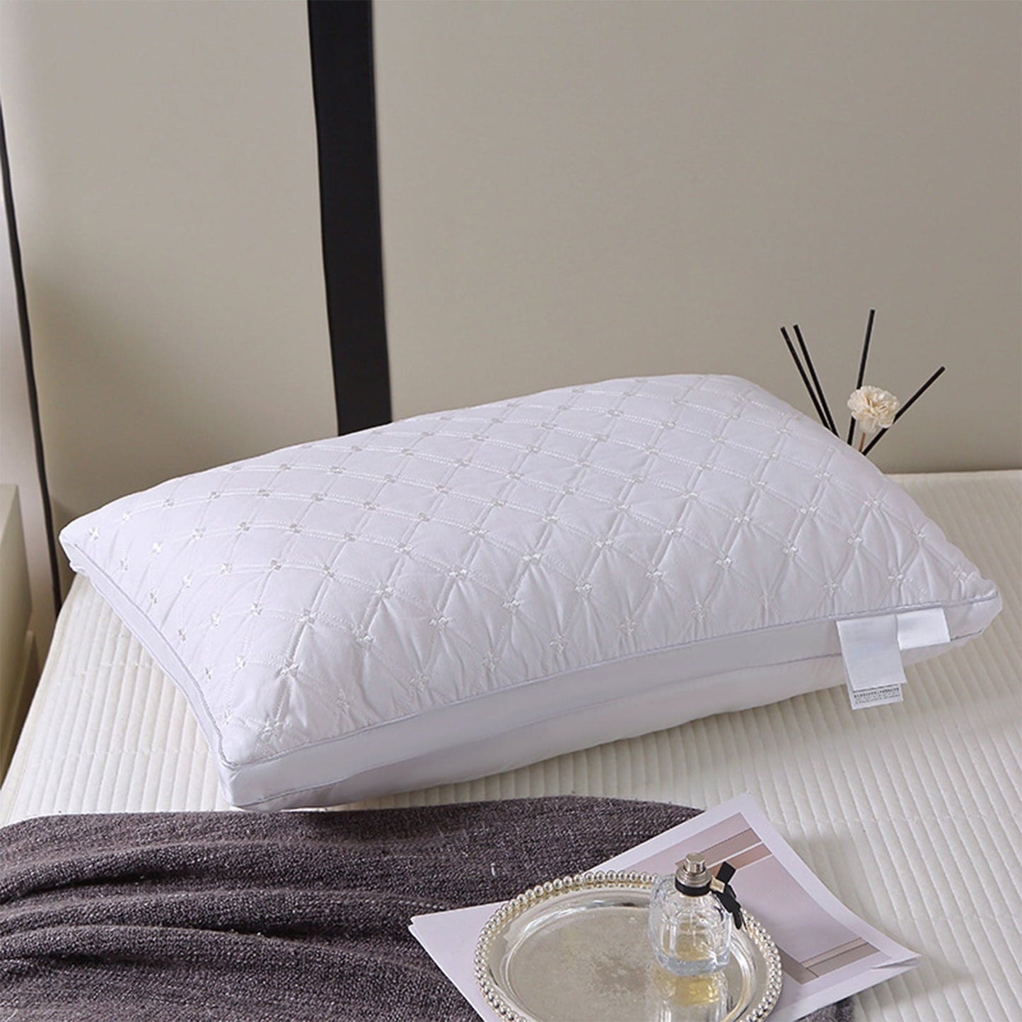 Hotel Collection Hotel Grade Extra Soft Pillows Queen Size Set of 2 Supportive Bed Pillow for Back Side and Stomach Sleepers, Breathab... - Orthopedic Shredded Foam Bed Pillow Set Detail