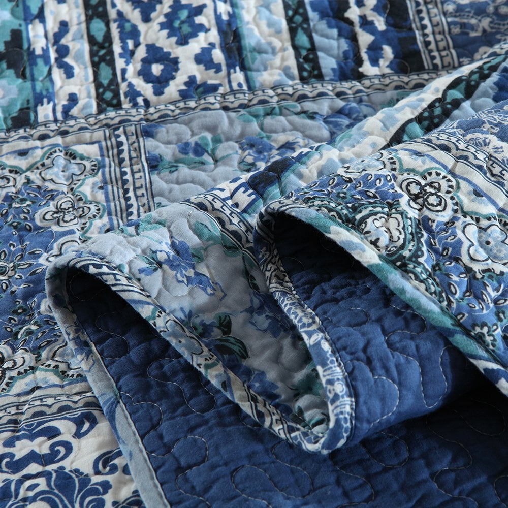 Hypoallergenic Cloud Quilt Comforter Cotton Bedding Set With Shams, Vintage Blue, King - Luxurious Quilted Duvet Cover Set Detail