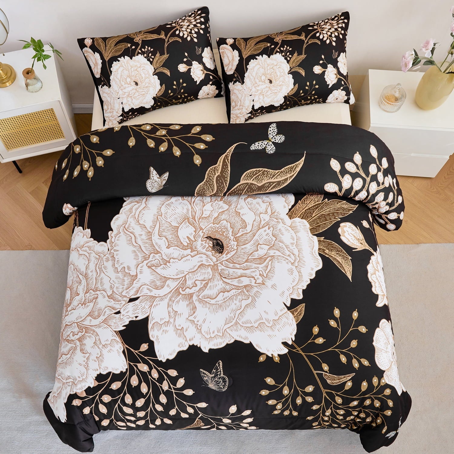 Luxurious Quilted Black Floral Comforter Set Queen, Printed Comforter White Flowers Butterfly Bedding Set, 3 Pieces Botanical Reversibl... - All-Season Down Alternative Comforter Insert Detail
