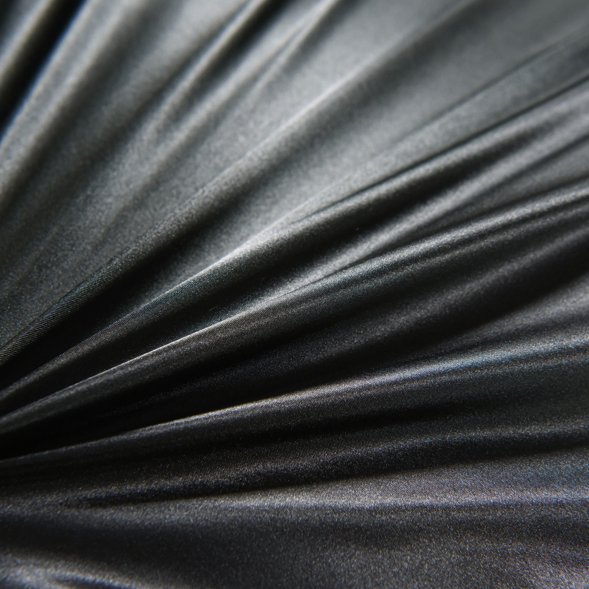 Breathable Luxury Satin Sheets Full Black Luxury Silky Bed Sheets 1800 Microfiber Sheet Set 4 Pcs - Cooling Hotel Quality Bedding Sheets and Pillowcases Detail