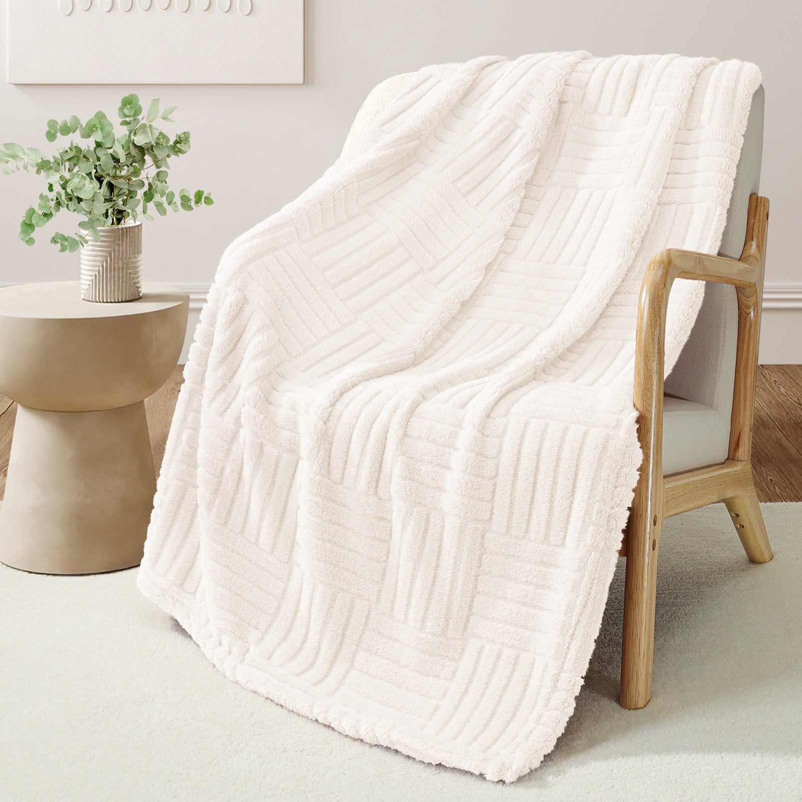 Reversible Sherpa Fluffy Fleece Throw Blanket 50"x60" for Couch, Bed, Sofa, Fuzzy Soft Cozy Throw with Decorative Jacquard Pattern for ... - Luxury Knitted Decorative Throw Blanket with Fringes Detail