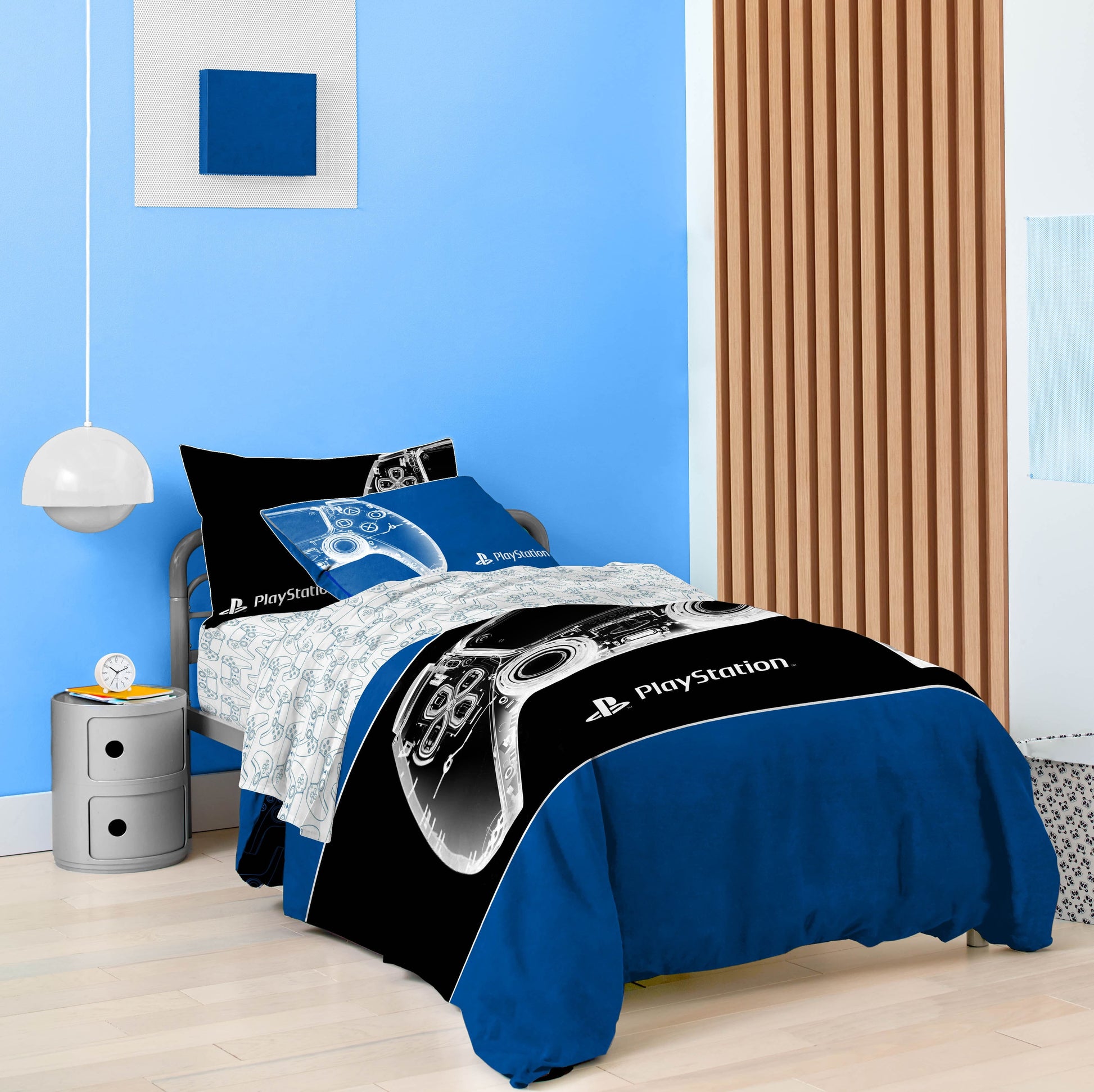All-Season X-Ray Kids 2 Piece Blue Reversible Comforter and Pillowcase Set, Twin/Full - Hypoallergenic Ultra-Fluffy Quilt for Winter Detail