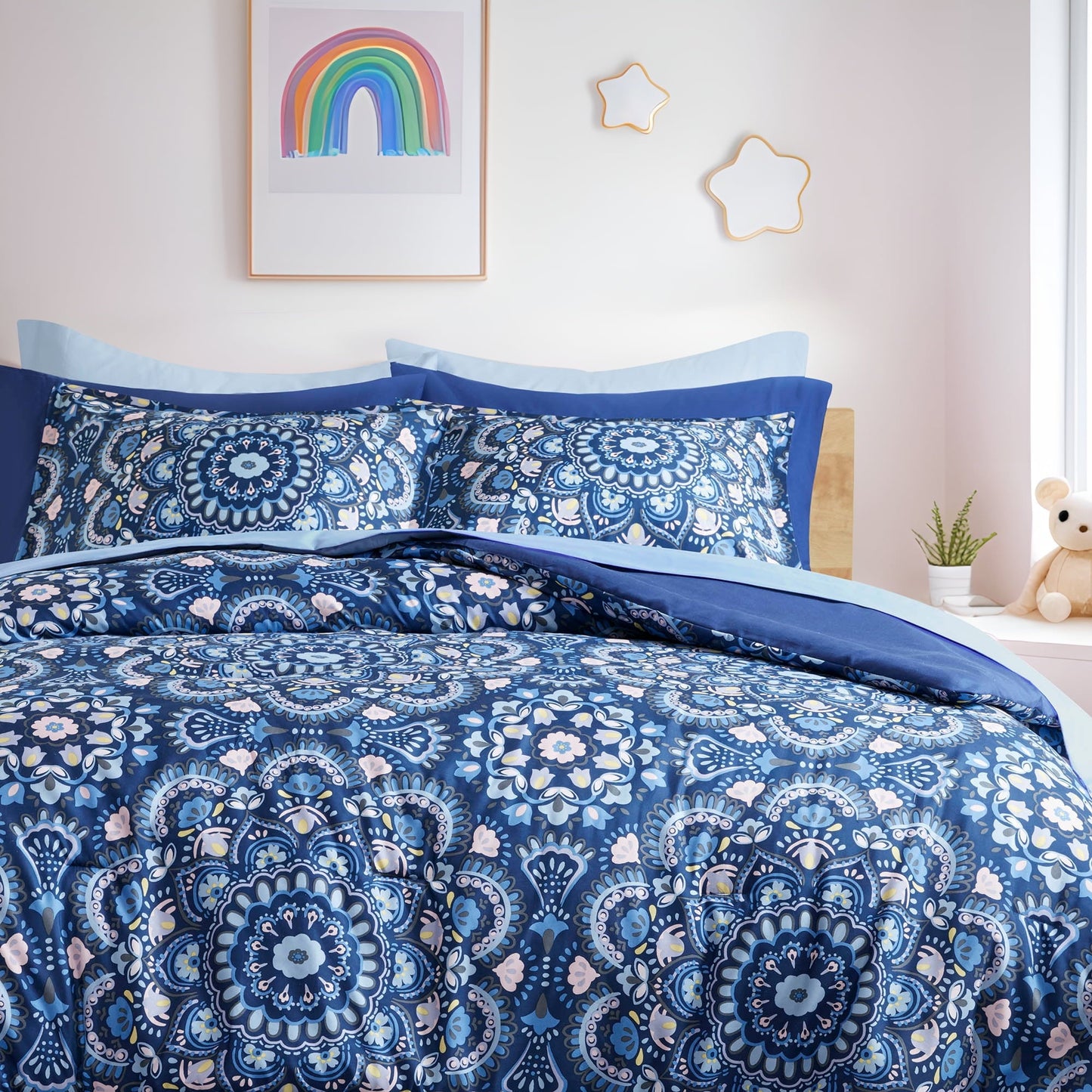 Fluffy Down Alternative Queen Size Comforter Set, 9-Piece Bed in a Bag Queen, Navy Blue Bedding Comforter Set with Comforter, Flat Sheets, Fi... - Hypoallergenic Ultra-Fluffy Quilt for Winter Detail