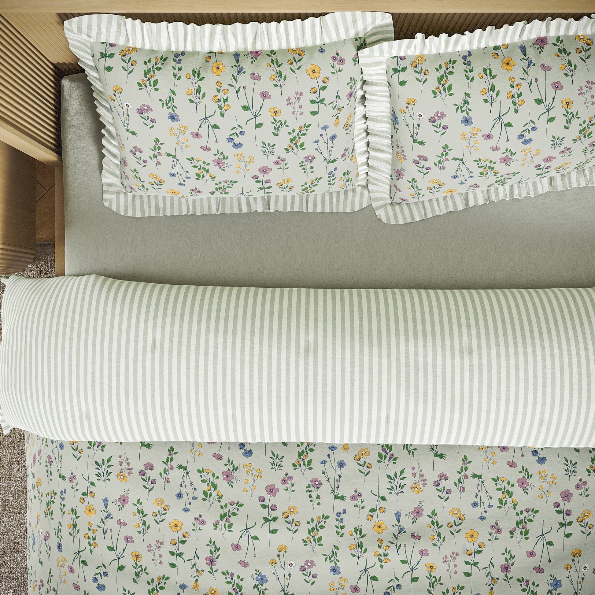 Fluffy Down Alternative 100% Cotton Botanical 3-Piece Sage Green Comforter Set, Full/Queen - All-Season Down Alternative Comforter Insert Detail