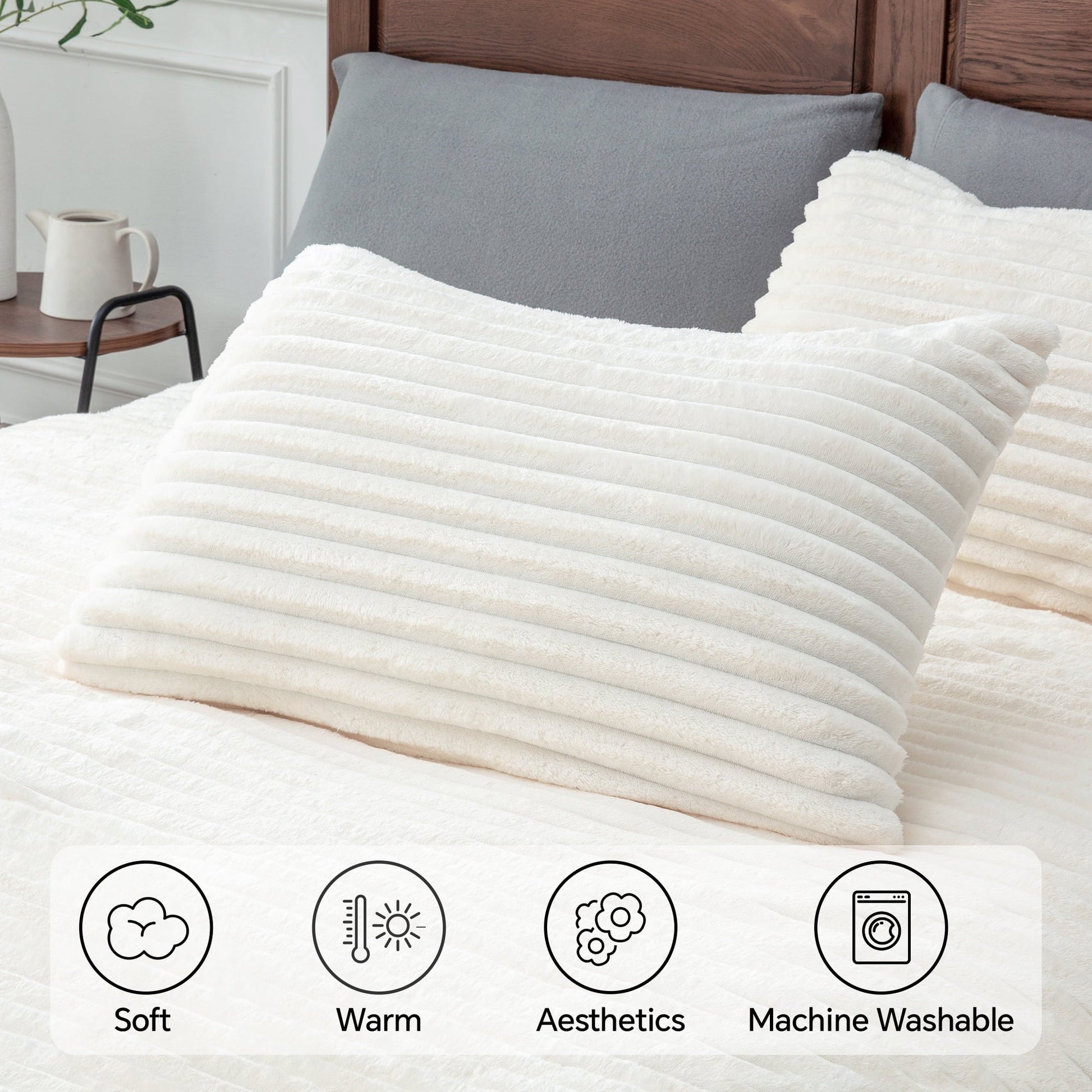 Fluffy Down Alternative Fleece Queen Comforter Set -Super Soft & Warm Fluffy White Bedding, Luxury Fuzzy Heavy Bed Set for Winter with 2 Pill... - Hypoallergenic Ultra-Fluffy Quilt for Winter Detail