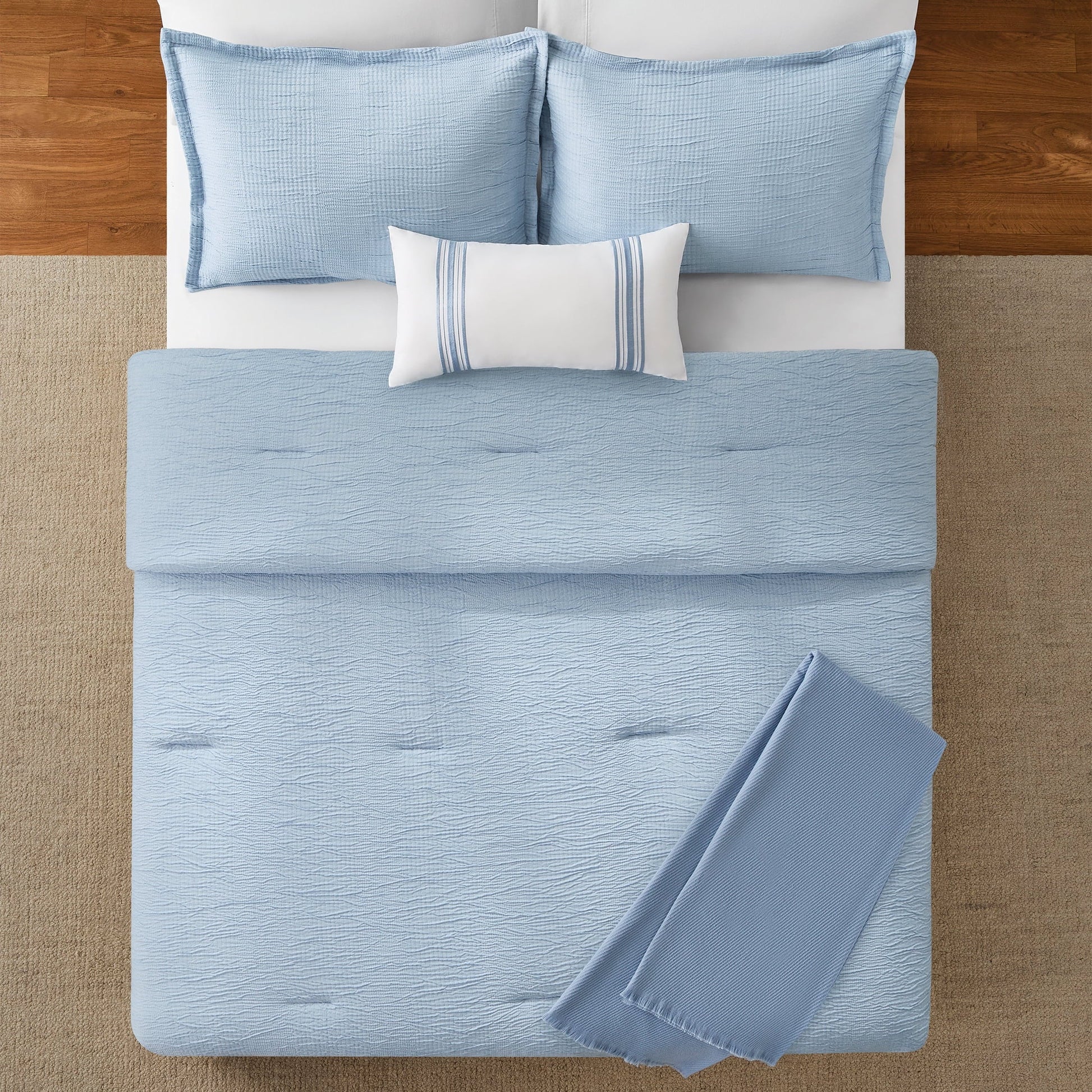 Luxurious Quilted Full/Queen Comforter Set, All-Season, 5-Piece, Blue Matelasse Tonal Stripe - All-Season Down Alternative Comforter Insert Detail