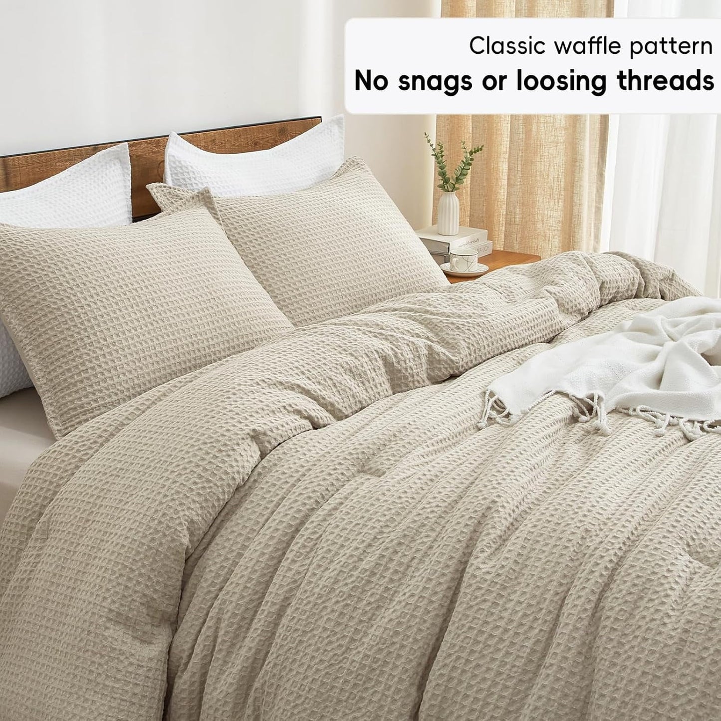 Fluffy Down Alternative 3-Piece Waffle Weave Comforter Set Queen Size, Lightweight Comfy Bedding Set for All Season, Ultra Soft Textured 1 Co... - All-Season Down Alternative Comforter Insert Detail