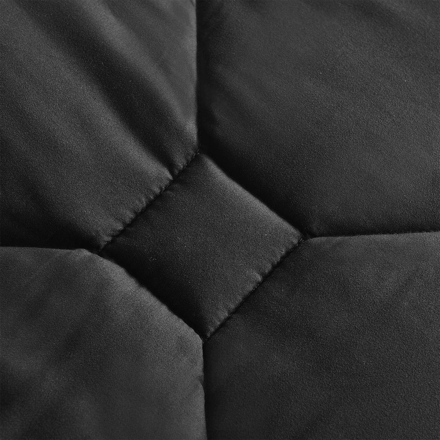 Hypoallergenic Cloud 8 PCS Modern Comforter Set with Sheets All Season Bed in a Bag, Black, Queen Size - Cloud-Like Soft Lightweight Bed Comforter Detail