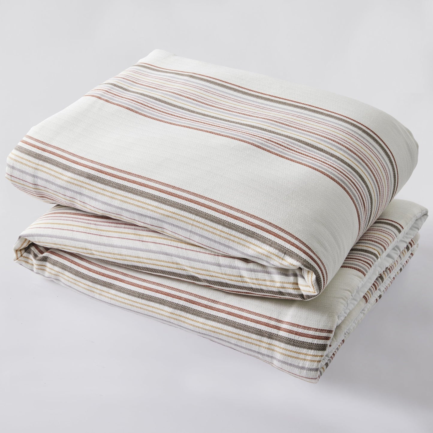 Heavyweight Warmth 3-Piece Red Yarn Dye Stripe Comforter Set, Full/Queen - Cloud-Like Soft Lightweight Bed Comforter Detail