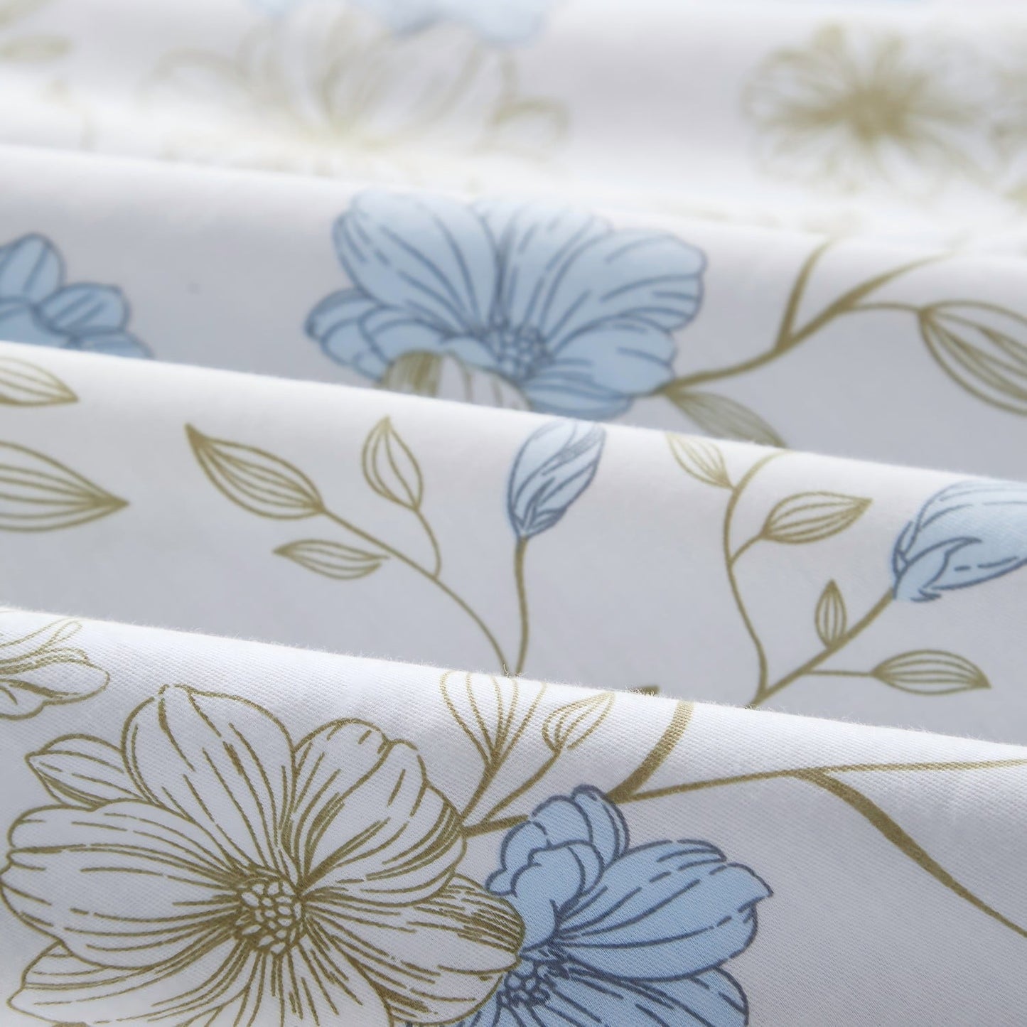 Heavyweight Warmth Cotton Comforter Sets Queen Size, 3 Pieces Botanical Blue Floral Reversible Bedding Sets for Adults All Season - Hypoallergenic Ultra-Fluffy Quilt for Winter Detail