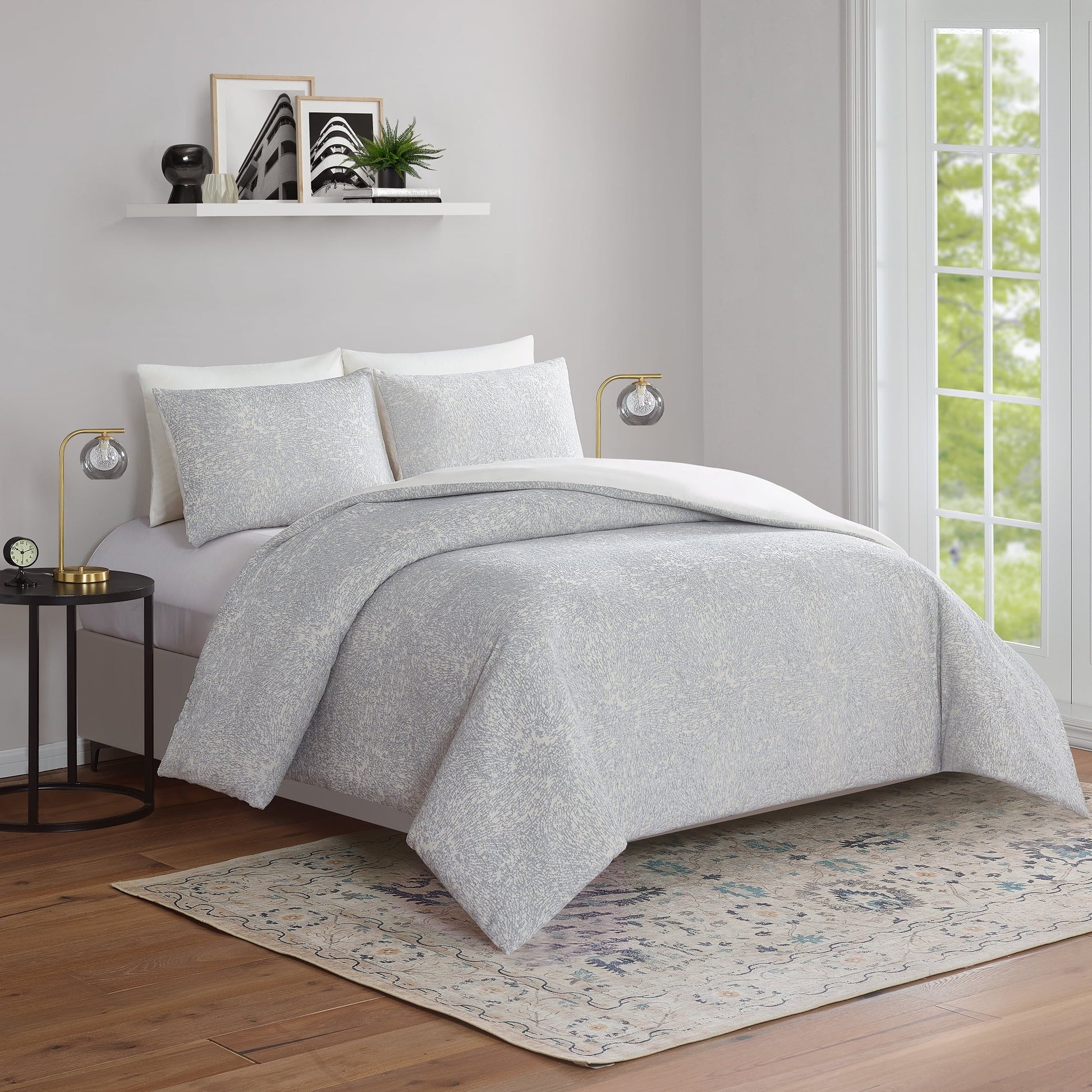 All-Season Better Homes & Garden Grey Chenille 3-Piece Comforter Set, Full/Queen, All Ages - All-Season Down Alternative Comforter Insert Detail