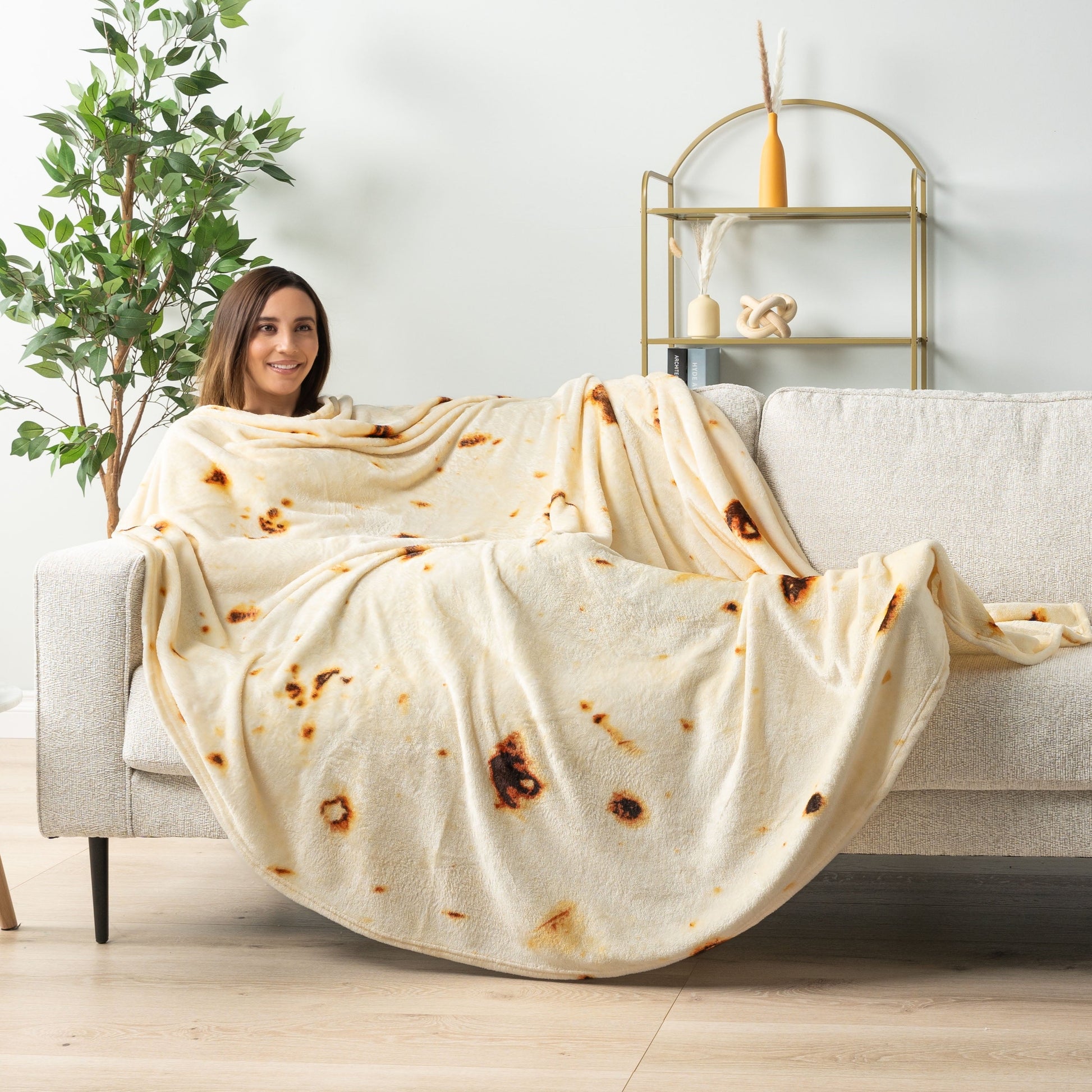 Decorative Knitted Burrito Tortilla Blanket, Double Sided Taco Flour Wrap Novelty Throw for Adult Kid Teen, Realistic Food Blanket, Funn... - Cozy Fleece Throw Blanket for Couch & Bed Detail