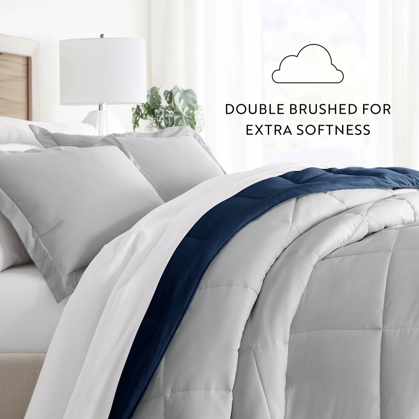 Luxurious Quilted 2-Piece Navy & Gray Reversible Down Alternative Comforter Set, Twin/Twin XL - Cloud-Like Soft Lightweight Bed Comforter Detail