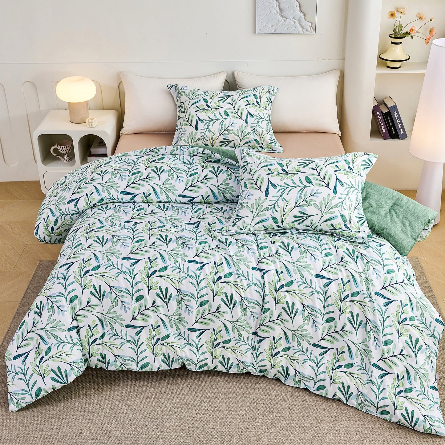 Luxurious Quilted 3-Piece Floral Comforter Set King Size, Green and White Botanical, Soft Microfiber All-Season Bedding for Adults & Teens - Cloud-Like Soft Lightweight Bed Comforter Detail