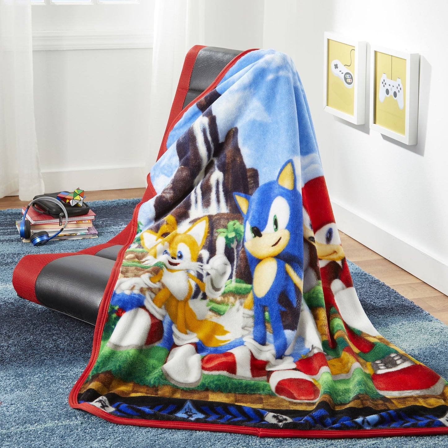 Super Soft Flannel Kids Silky Soft Plush Throw Blanket, 40" x 50" - Lightweight Plush Warm Blanket for All Seasons Detail