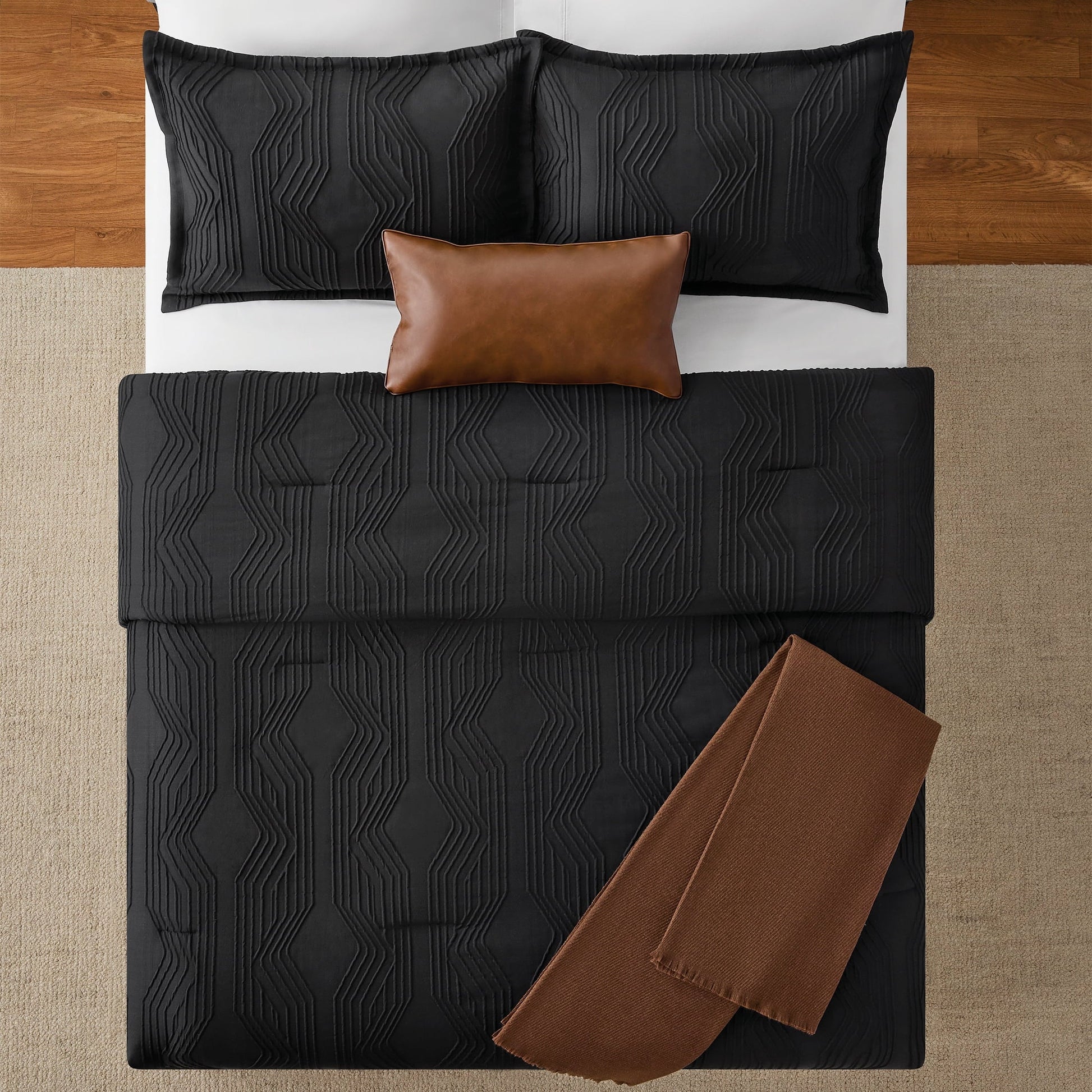 Hypoallergenic Cloud Full/Queen Comforter Set, All-Season, 5-Piece, Black Jacquard Geo - Hypoallergenic Ultra-Fluffy Quilt for Winter Detail