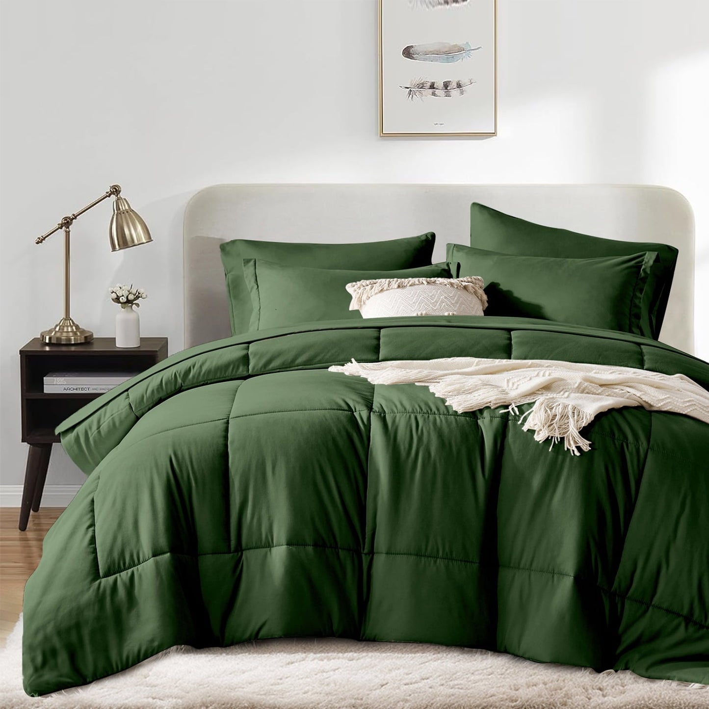 Fluffy Down Alternative Queen Comforter Set Forest Green Bed in a Bag Queen Size 7 Pieces Soft Bed Set Lightweight Microfiber Green Bedding C... - Hypoallergenic Ultra-Fluffy Quilt for Winter Detail
