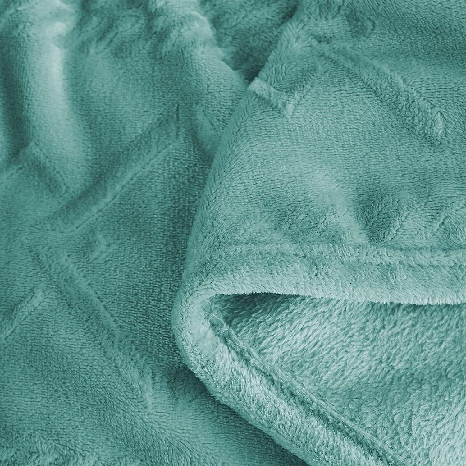 Reversible Sherpa Queen Size Soft Bed Blanket, Warm Fuzzy Luxury Bed Blankets, Decorative Geometry Pattern Plush Throw Blanket for Bed,... - Cozy Fleece Throw Blanket for Couch & Bed Detail