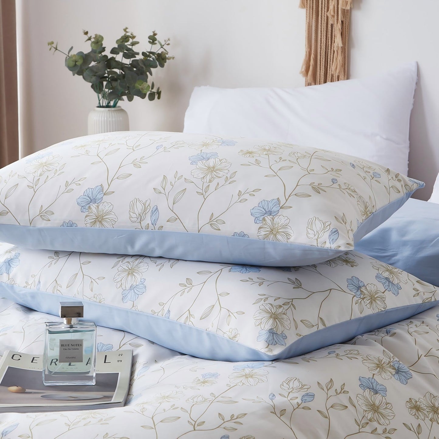 Heavyweight Warmth Cotton Comforter Sets Queen Size, 3 Pieces Botanical Blue Floral Reversible Bedding Sets for Adults All Season - Hypoallergenic Ultra-Fluffy Quilt for Winter Detail