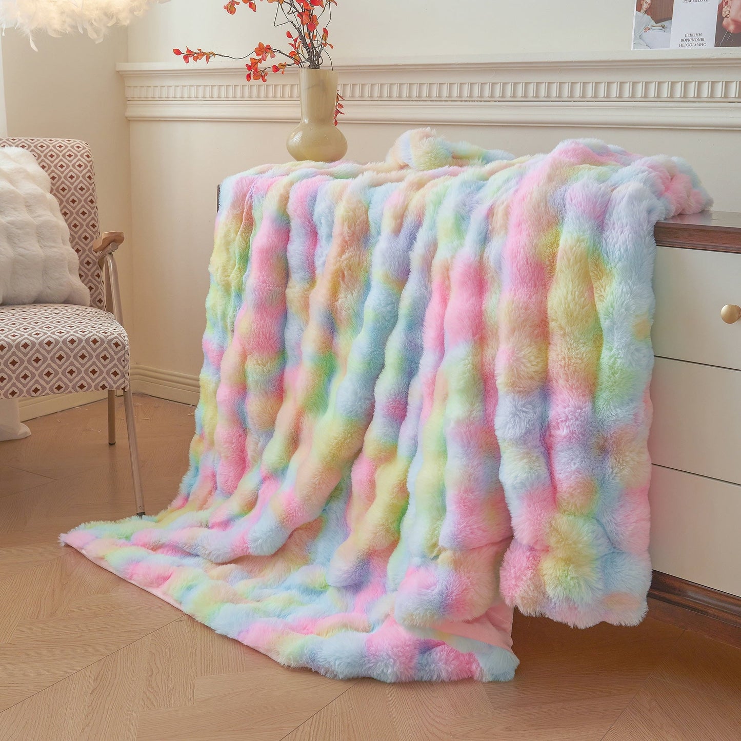 Super Soft Flannel Fluffy Faux Rabbit Fur Bubble Throw, Rainbow Plush Shaggy Blanket for Couch Sofa Chair, Soft Tie Dye Furry Blanket Ad... - Super Soft Reversible Sherpa Flannel Blanket Detail