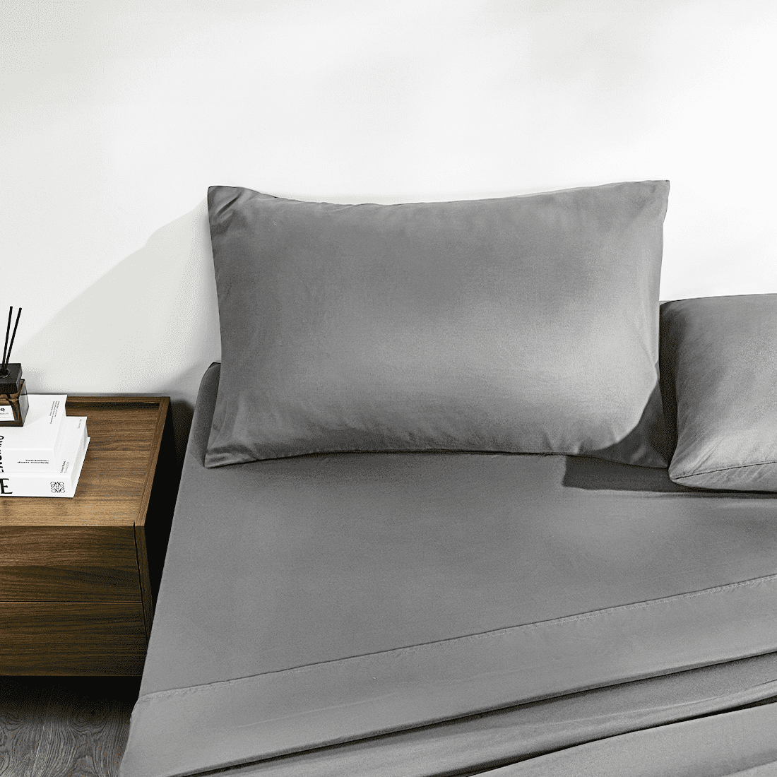 Breathable Luxury Full Size Bed Sheets, 4 Piece Sheets 14” Deep Pocket Sheet & Pillowcase Sets Soft Microfiber Luxury Bedding Fitted Sh... - Premium Ultra-Soft Pillowcase Pair for Sleeping Detail