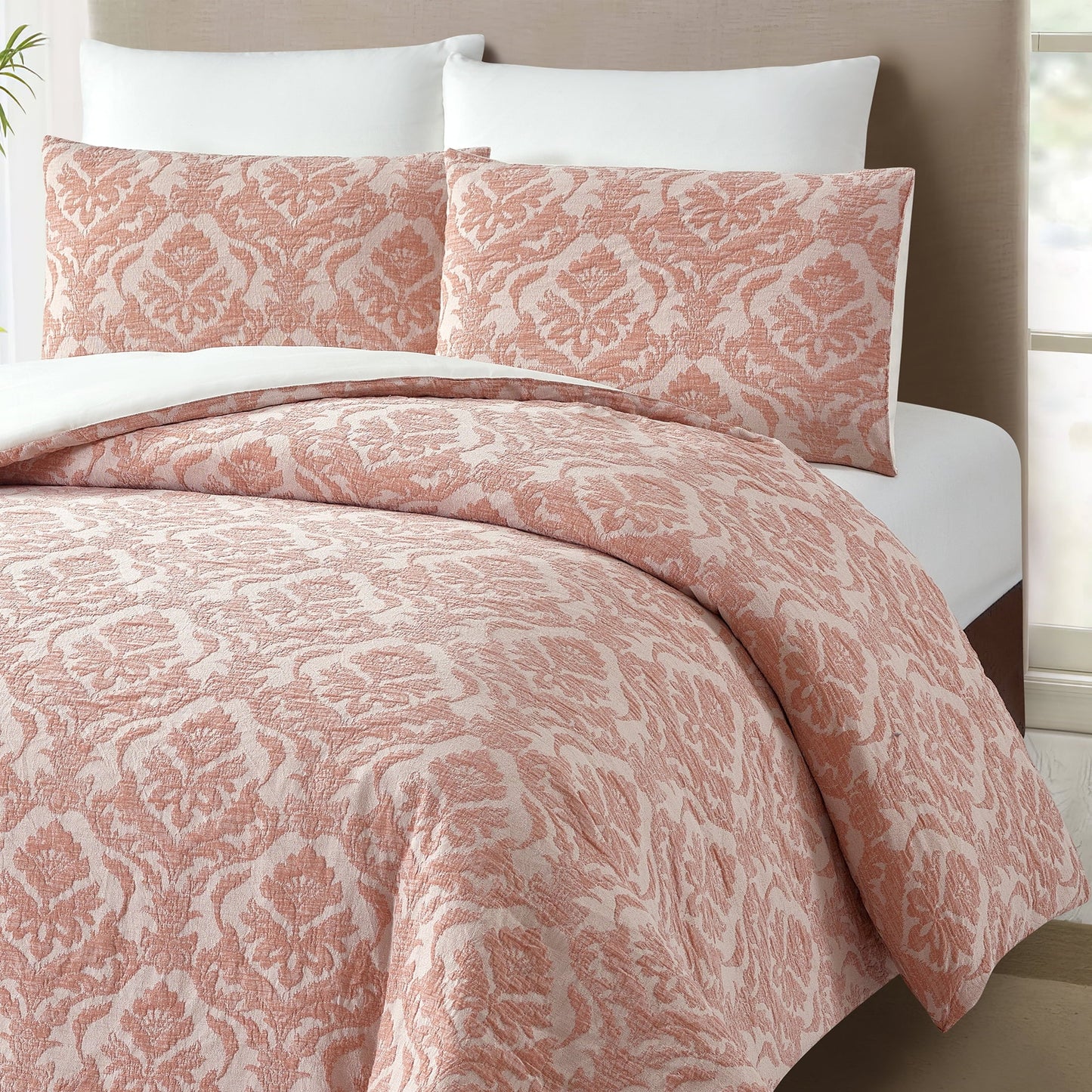 Luxurious Quilted Woven Damask 2-Piece Comforter Set, Blush, Full Queen, All Ages - Luxurious Quilted Duvet Cover Set Detail