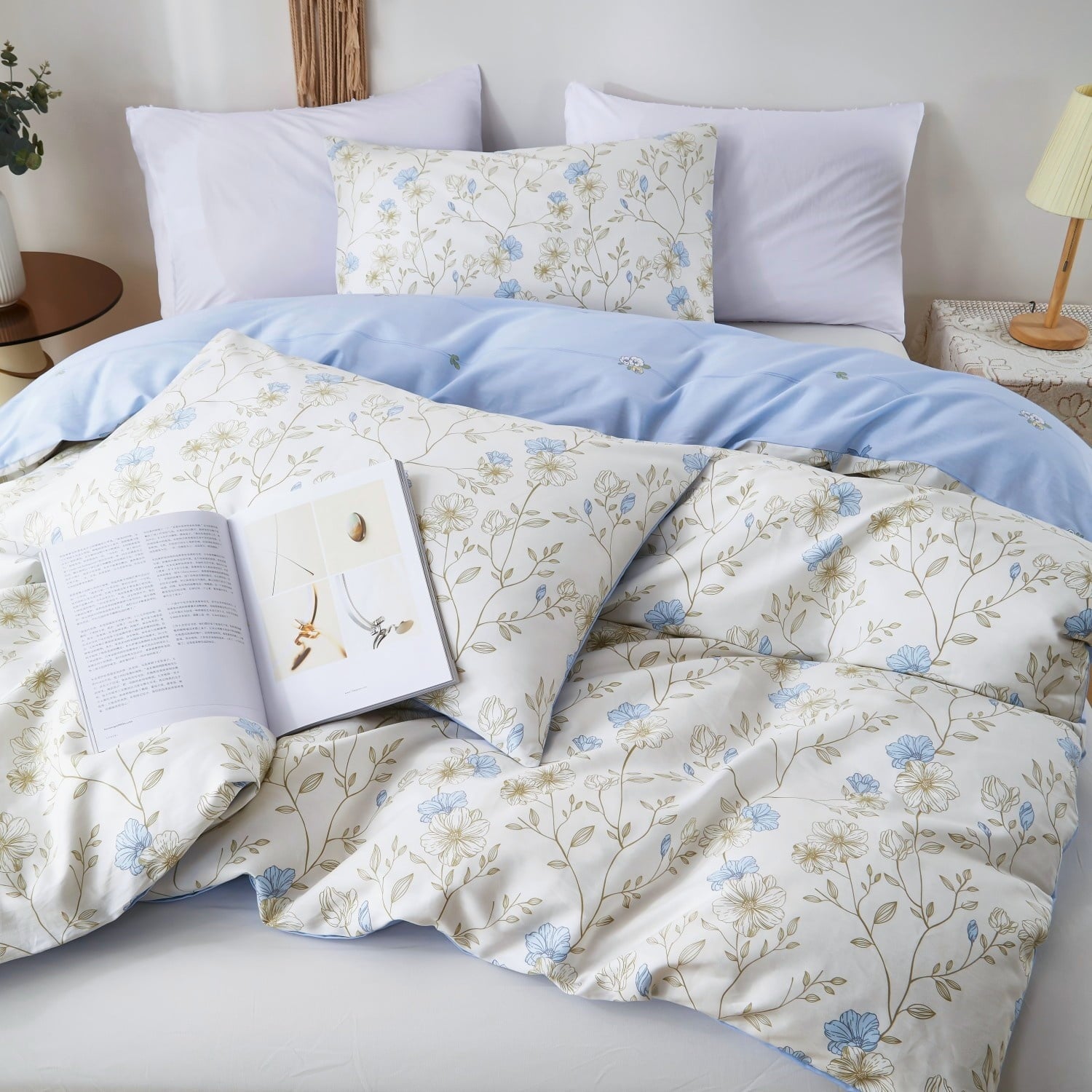Heavyweight Warmth Cotton Comforter Sets Queen Size, 3 Pieces Botanical Blue Floral Reversible Bedding Sets for Adults All Season - Hypoallergenic Ultra-Fluffy Quilt for Winter Detail