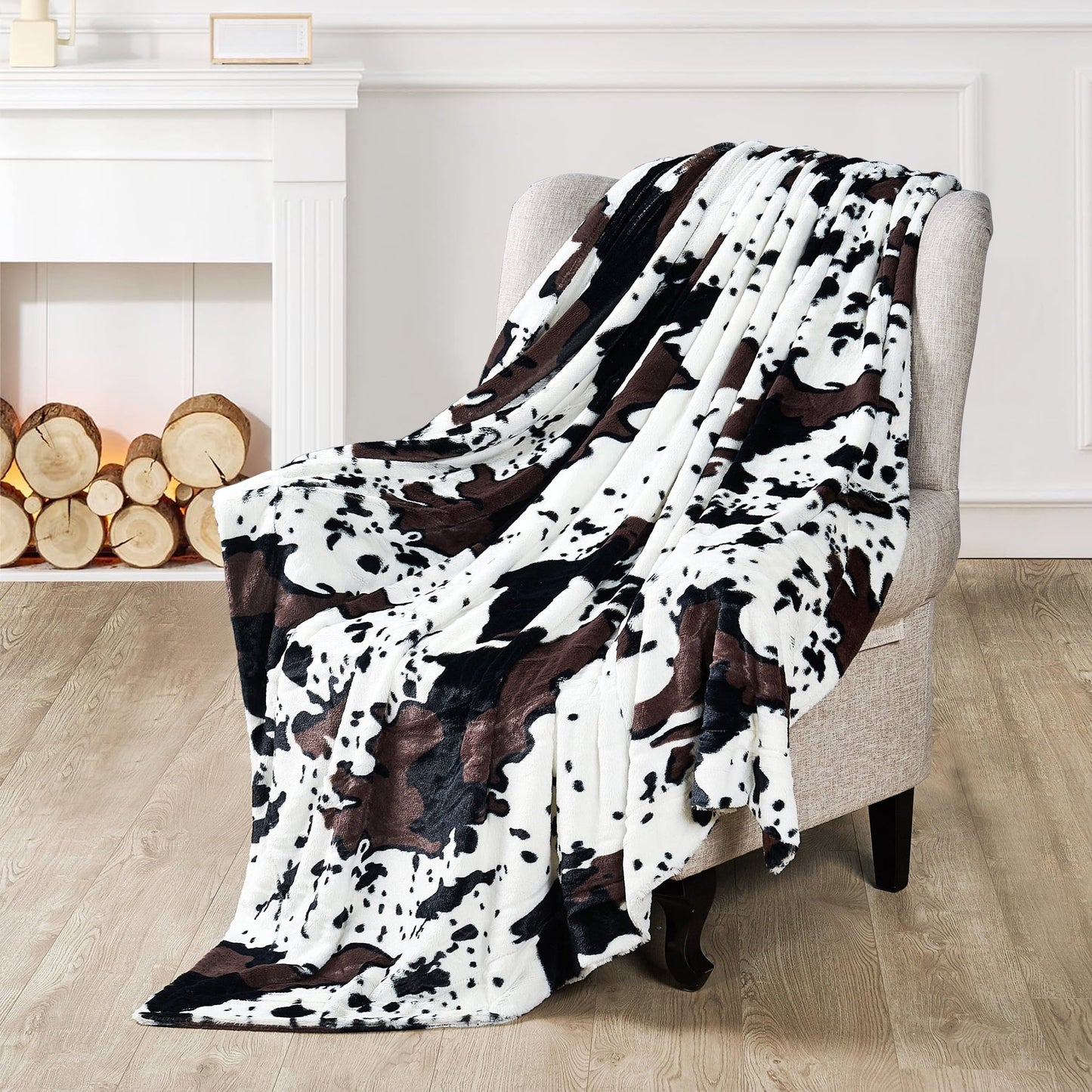Lightweight Warm Cow Print Double Sided Faux Fur Throw Blanket, Soft Cozy Fuzzy Black and White Throw, 50x60 inches - Luxury Knitted Decorative Throw Blanket with Fringes Detail