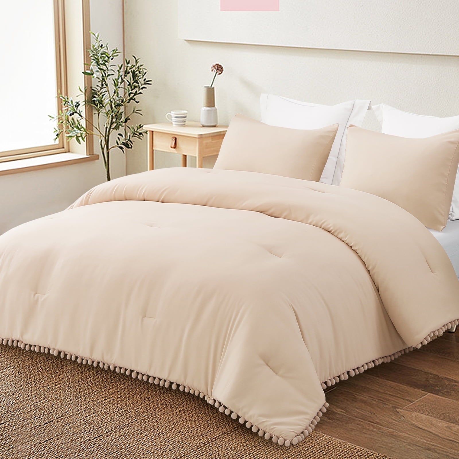 Luxurious Quilted Boho Pom Pom Ball Fringe King Size Comforter Set, 3 Pieces Beige Lightweight Down Alternative Bedding Comforter Sets ... - Cloud-Like Soft Lightweight Bed Comforter Detail