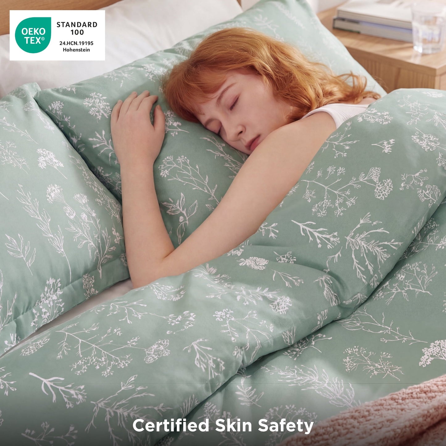Hypoallergenic Cloud 3 Pieces Sage Green Queen Size Comforter Sets, Cute Flowers Botanical Lightweight Soft Bedding Set with 2 Pillow Shams - Luxurious Quilted Duvet Cover Set Detail