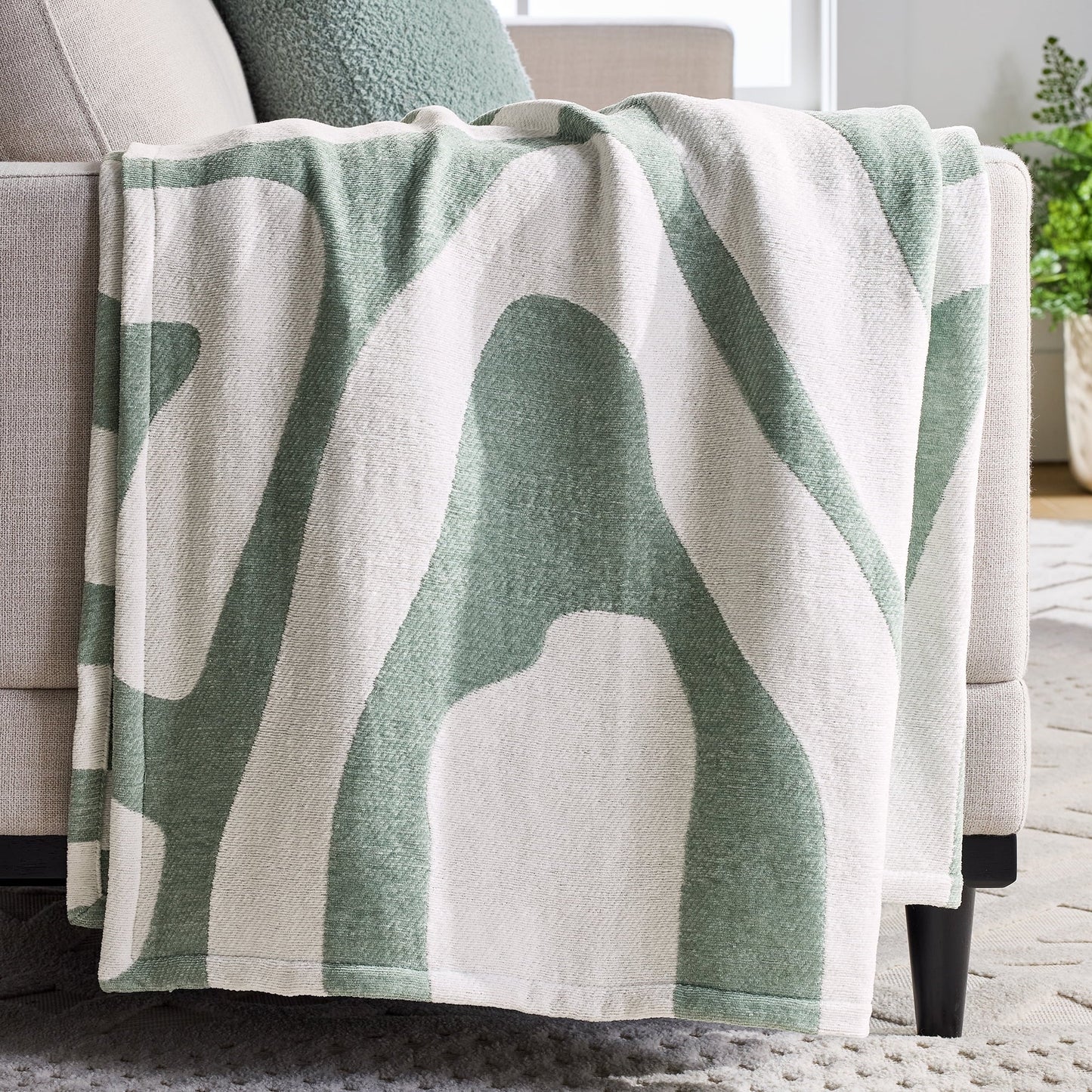 Lightweight Warm Chenille Jacquard Soft Throw Blanket, Soft Sea - Luxury Knitted Decorative Throw Blanket with Fringes - Default Title