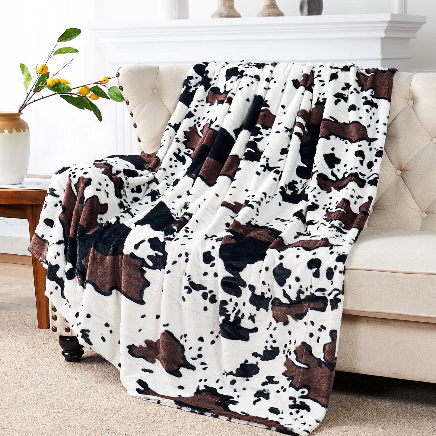 Lightweight Warm Cow Print Double Sided Faux Fur Throw Blanket, Soft Cozy Fuzzy Black and White Throw, 50x60 inches - Luxury Knitted Decorative Throw Blanket with Fringes - Default Title