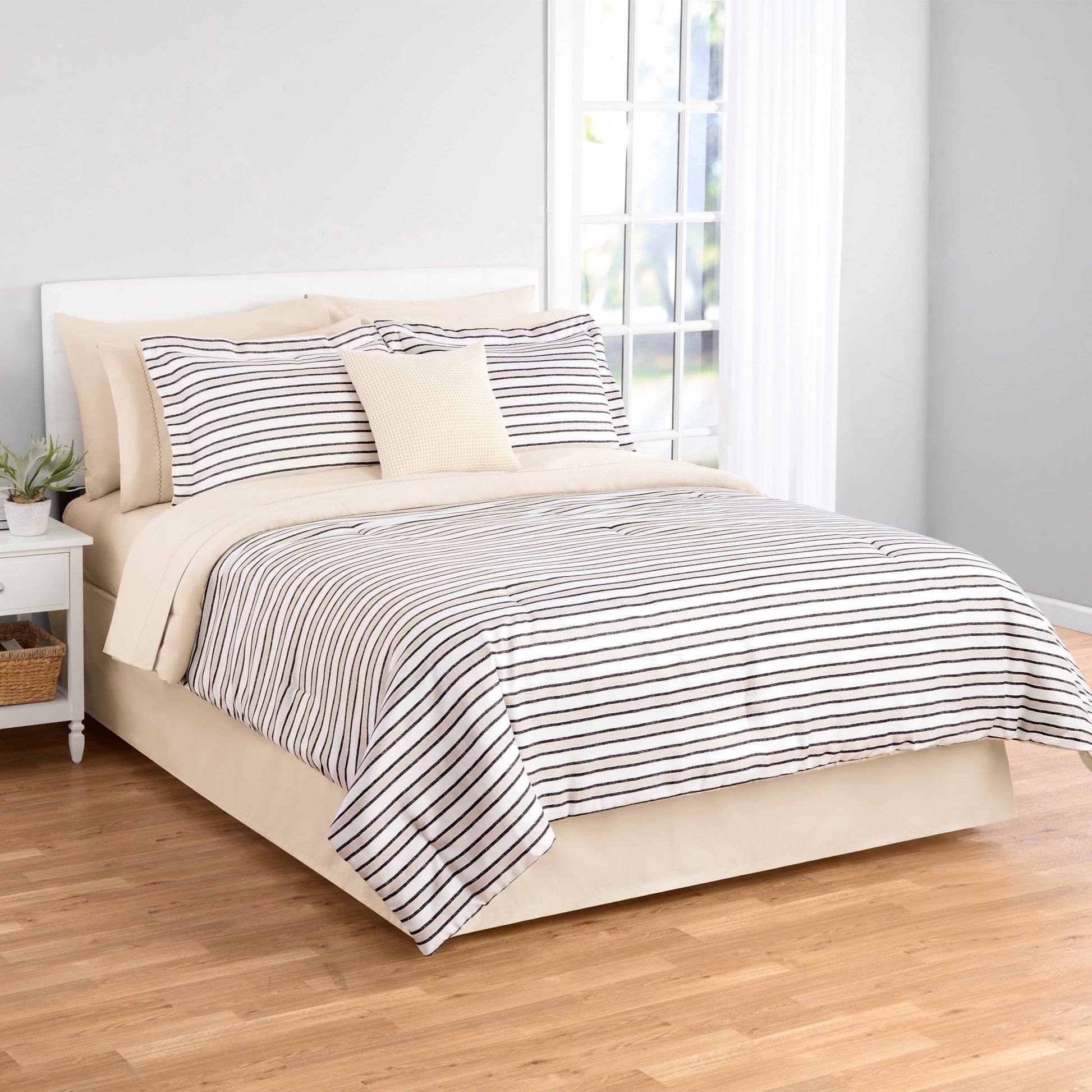 Hypoallergenic Cloud Soft Touch Bed in a Bag 11-Piece Reversible Tan & Black Striped Comforter Set with Sheets, Queen - Luxurious Quilted Duvet Cover Set - Default Title