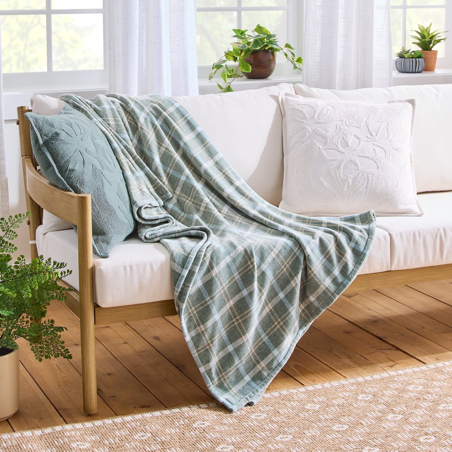 Reversible Sherpa Woven Chenille Plaid Throw Blanket, Green River , 50x72 Inches - Luxury Knitted Decorative Throw Blanket with Fringes - Default Title