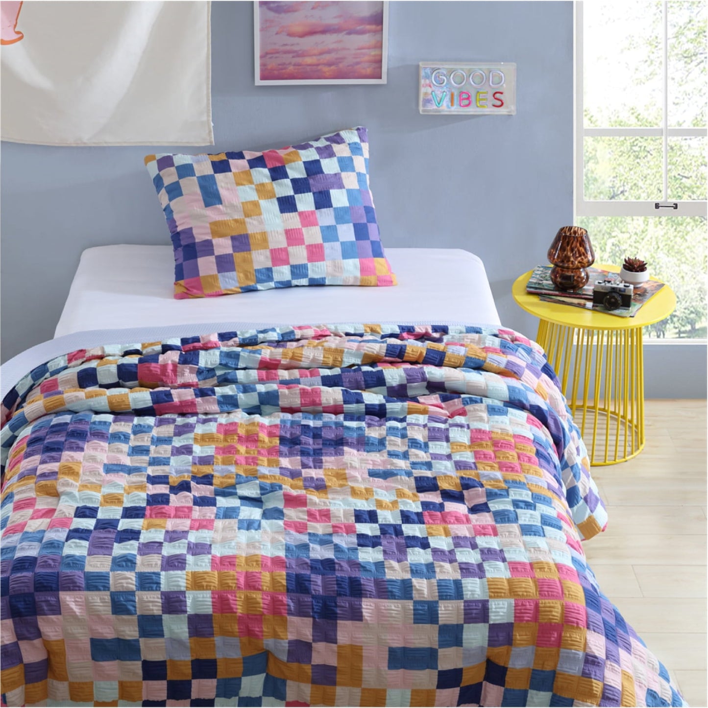 Fluffy Down Alternative 2-Piece Textured Multi-Check Comforter Set, Twin/TwinXL - Hypoallergenic Ultra-Fluffy Quilt for Winter - Default Title