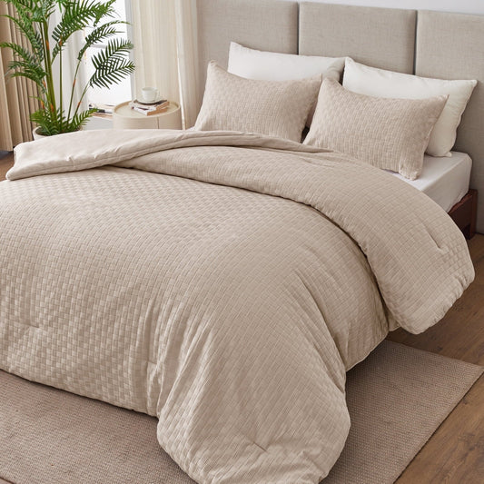 Luxurious Quilted 3-Piece Jacquard Braid Ultra Soft King Comforter Set, Luxury Reversible Microfiber Oversized Comforters Bedding Set w... - All-Season Down Alternative Comforter Insert - Default Title