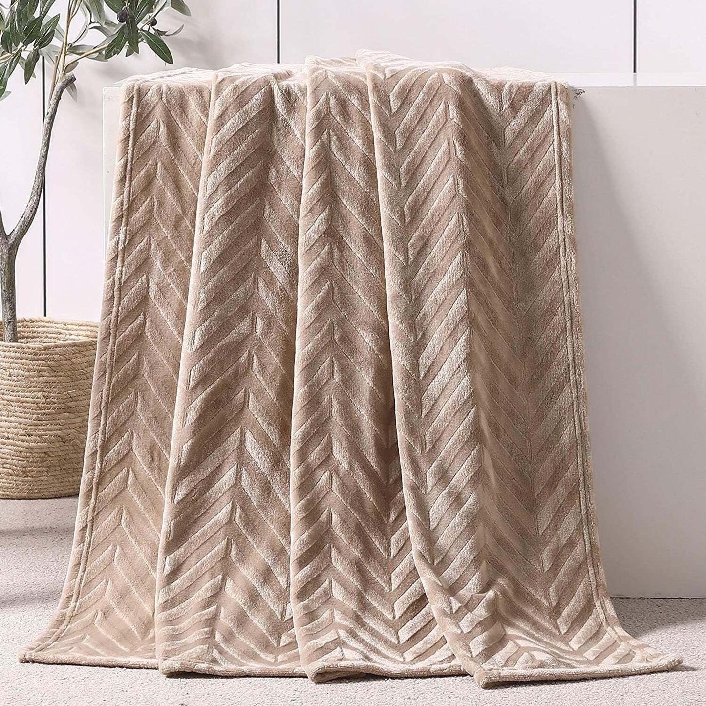 Reversible Sherpa Soft Flannel Fleece Lightweight 50"x60" Throw Blanket, Brushed Chevron Design Fluffy Plush Cozy Blanket for All Seaso... - Super Soft Reversible Sherpa Flannel Blanket - Default Title