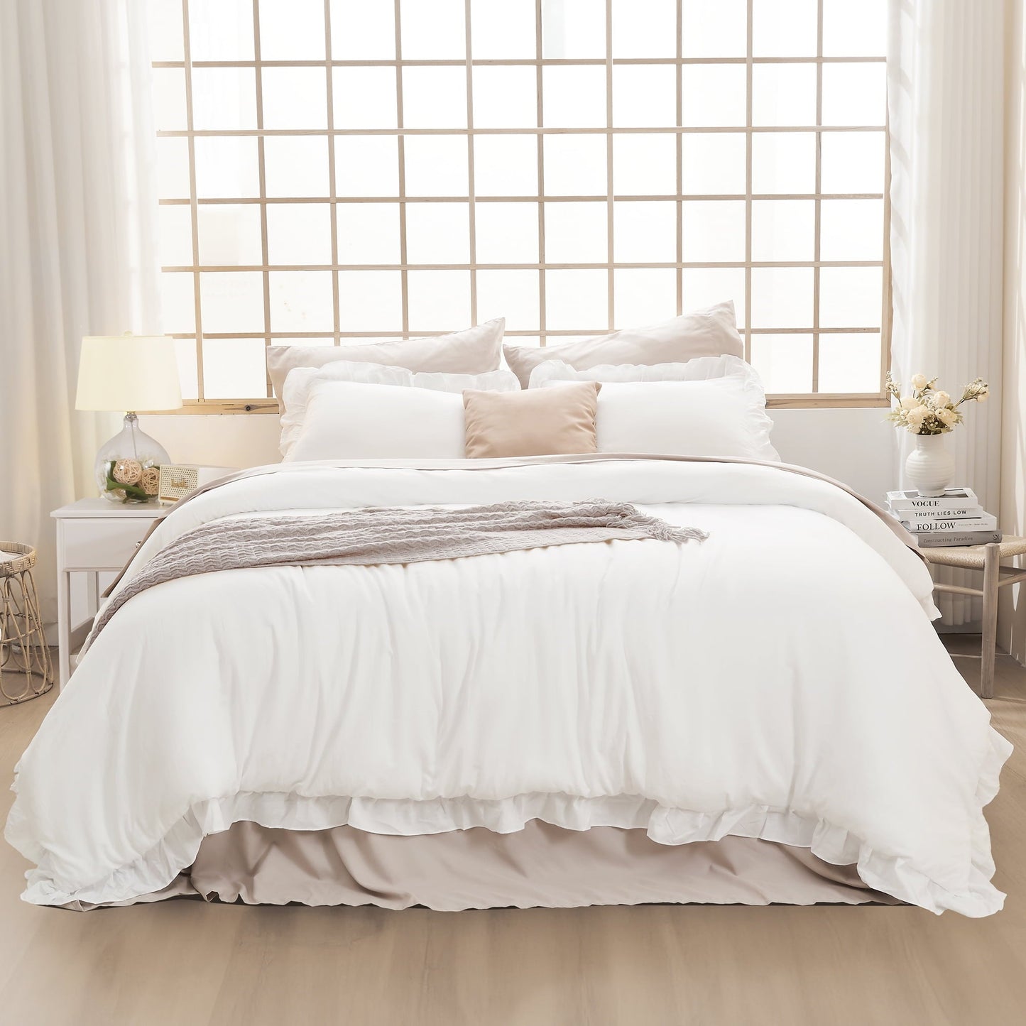 Heavyweight Warmth Queen Comforter Set White, 3 Pieces Soft Fluffy Farmhouse Ruffle Bedding Comforter Sets for Queen Bed, All Season Lig... - All-Season Down Alternative Comforter Insert Detail