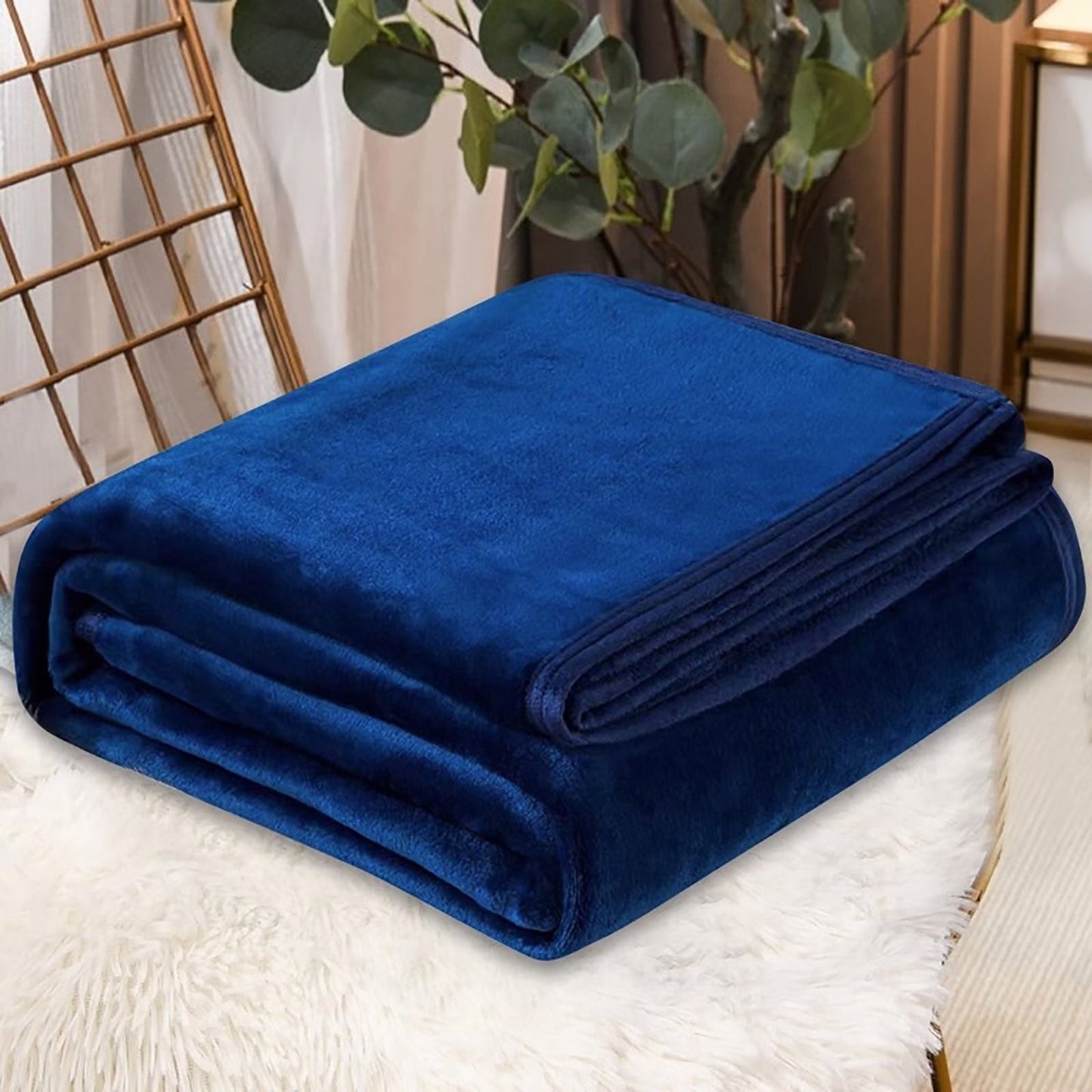 Reversible Sherpa 28x39 Inch Soft Thick Gentle Cozy Throw for Couch Lightweight Warm Home Throw for Living Room Bedroom - Cozy Fleece Throw Blanket for Couch & Bed Detail