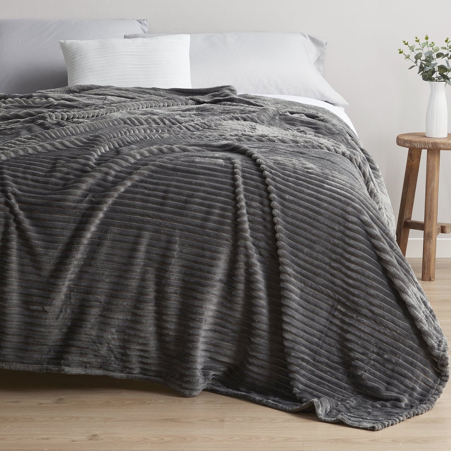 Decorative Knitted Cut Plush Fleece Blanket, Soft Lightweight Fuzzy Luxury Throw Size Bed Blankets for Bed, Throw, Gray - Luxury Knitted Decorative Throw Blanket with Fringes Detail