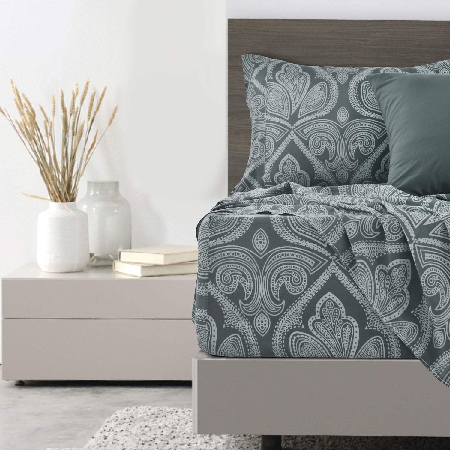 Wrinkle-Resistant Queen Bed Sheets Set - 6 Piece Brushed Microfiber Bed Sheet - Shrinkage and Fade Resistant - (Queen, Grey) - Premium Ultra-Soft Pillowcase Pair for Sleeping Detail