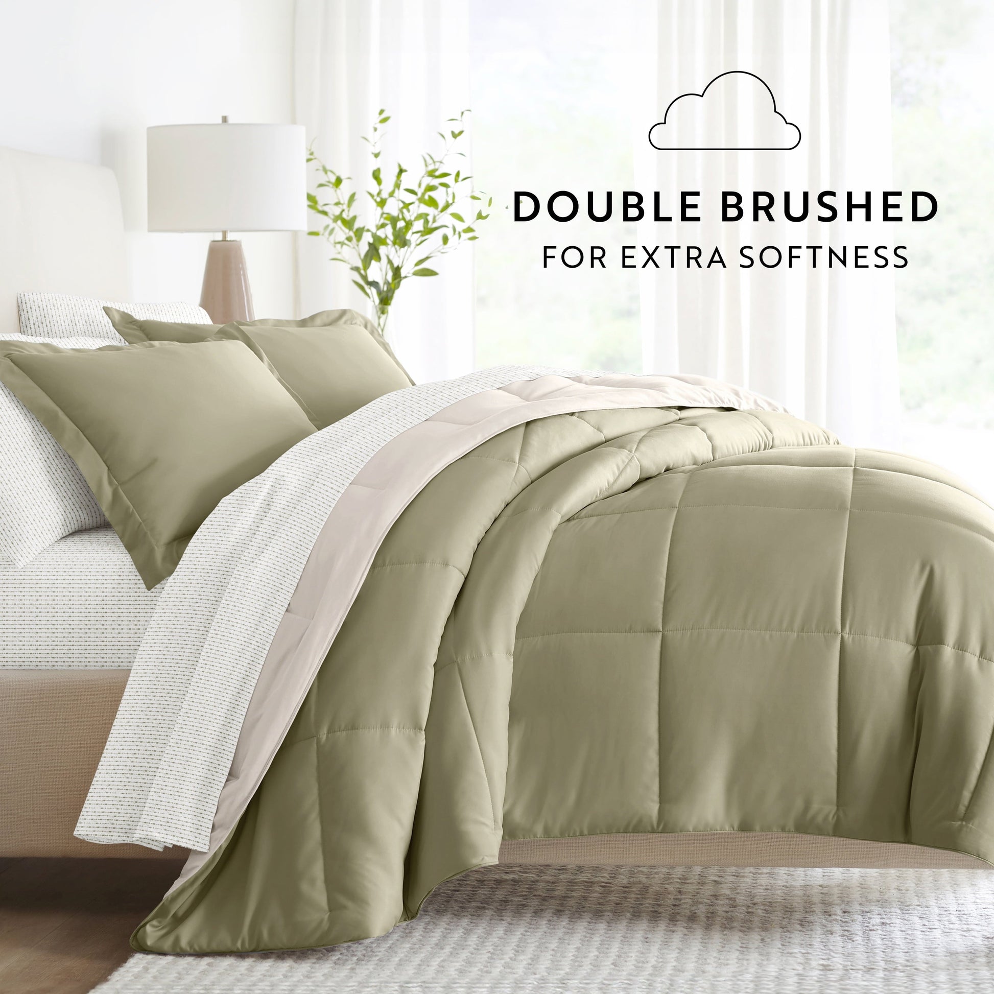Fluffy Down Alternative 5 Piece Bedding Bundle, Reversible Comforter and Patterned Sheet Set, Twin - All-Season Down Alternative Comforter Insert Detail