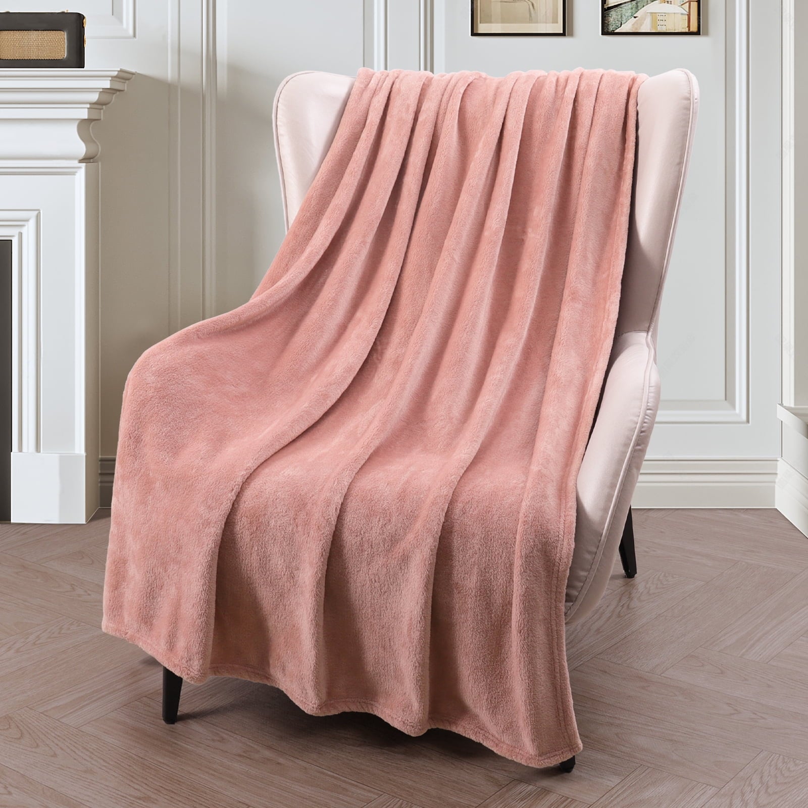 Cozy Fleece Fleece Throw Blanket for Couch, Sofa, Super Soft and Warm Blankets, Pink Throw All Season Use, Cozy, Plush, Lightweig... - Lightweight Plush Warm Blanket for All Seasons Detail