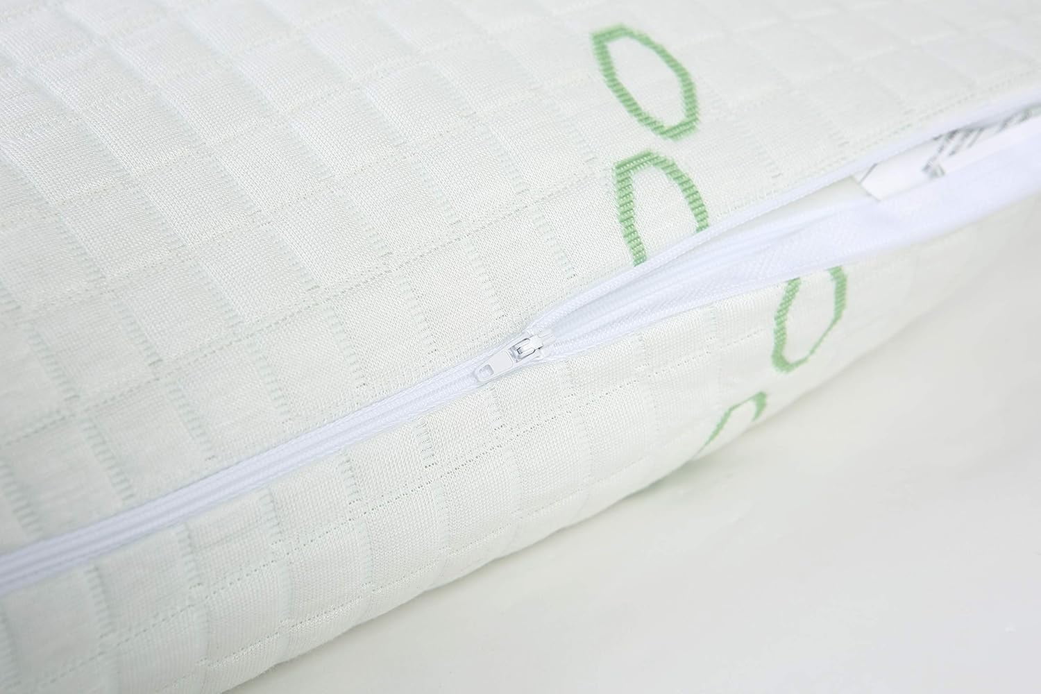Fluffy Shredded Queen Size Bamboo Pillow, Memory Foam Bed Pillows with Washable Pillowcases, Queen - Ergonomic Memory Foam Pillow for Neck Pain Support Detail